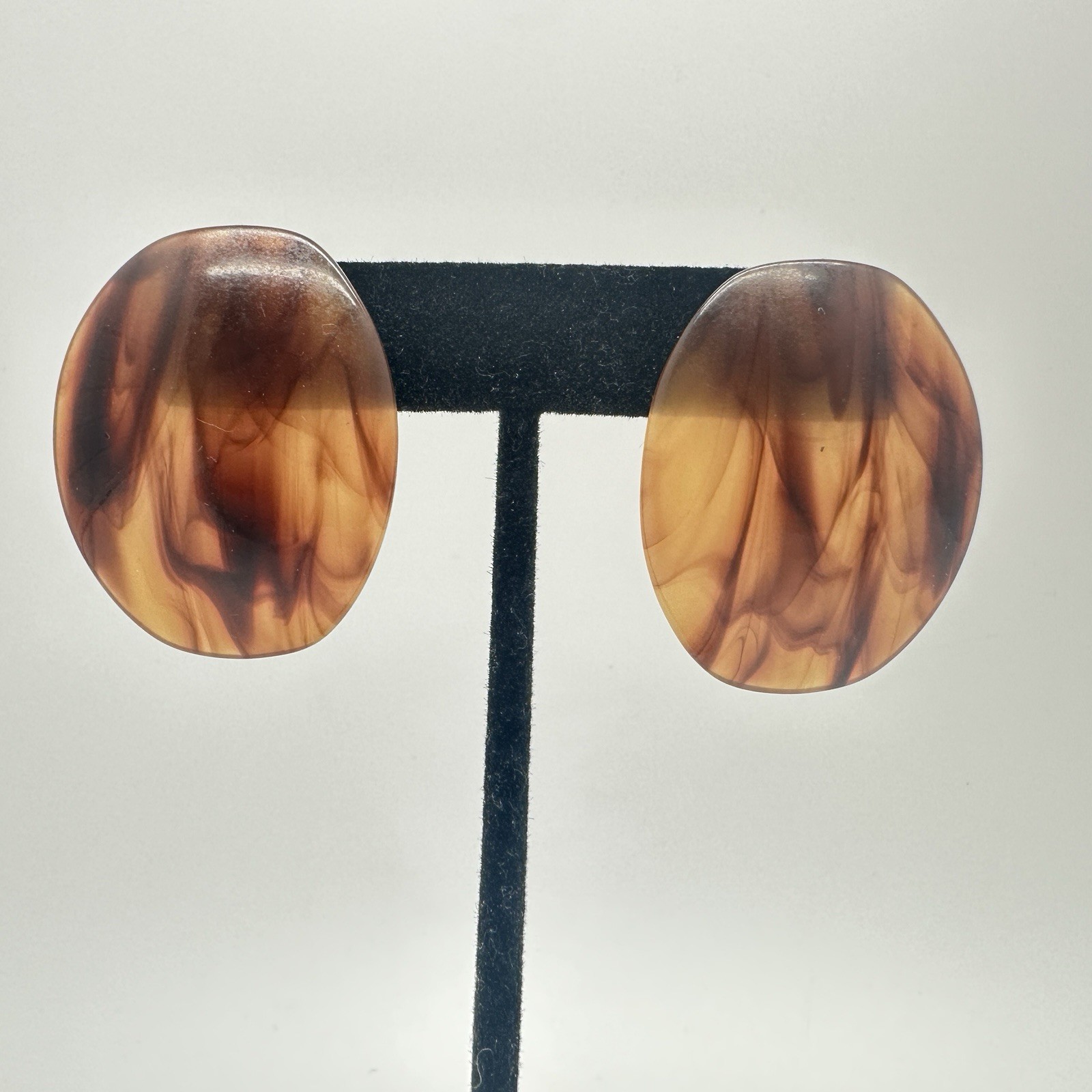 Monet Tortoise Shell Acrylic Stud Earrings Vintage Style Logo Signed