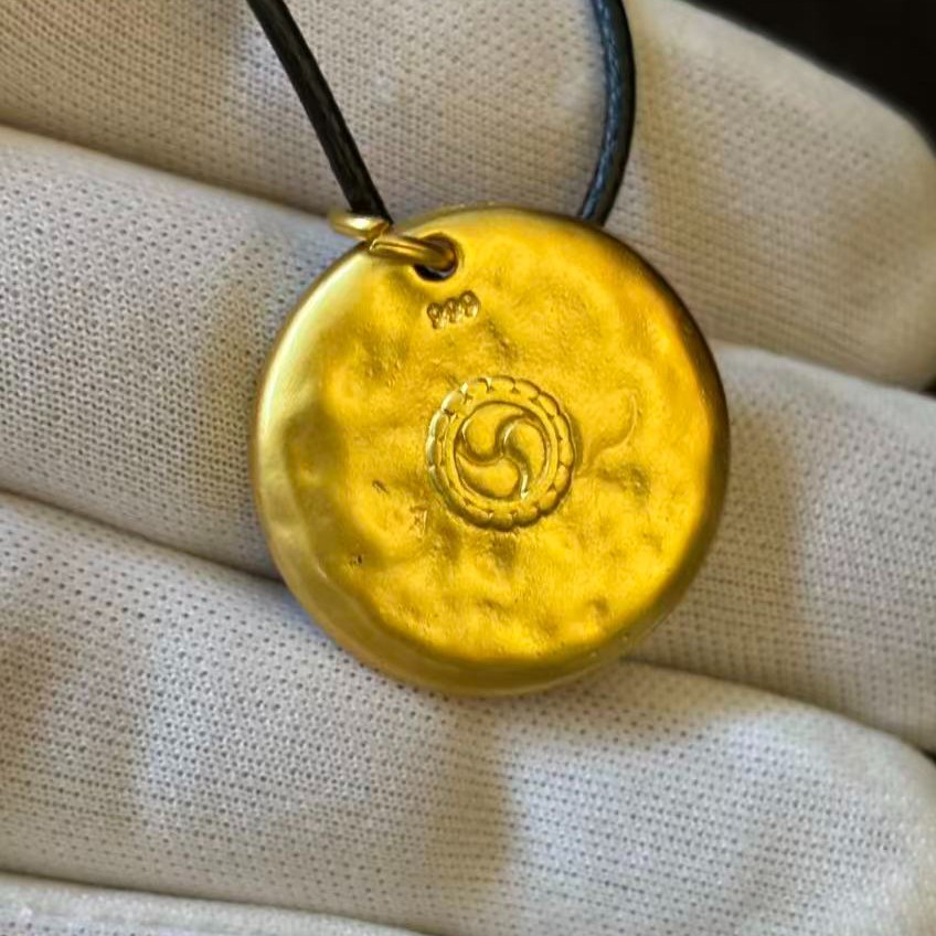 Tibet Amulet Pendant Gold-plated?(NOT SURE) mark ‘999’, Free Necklace adjustable