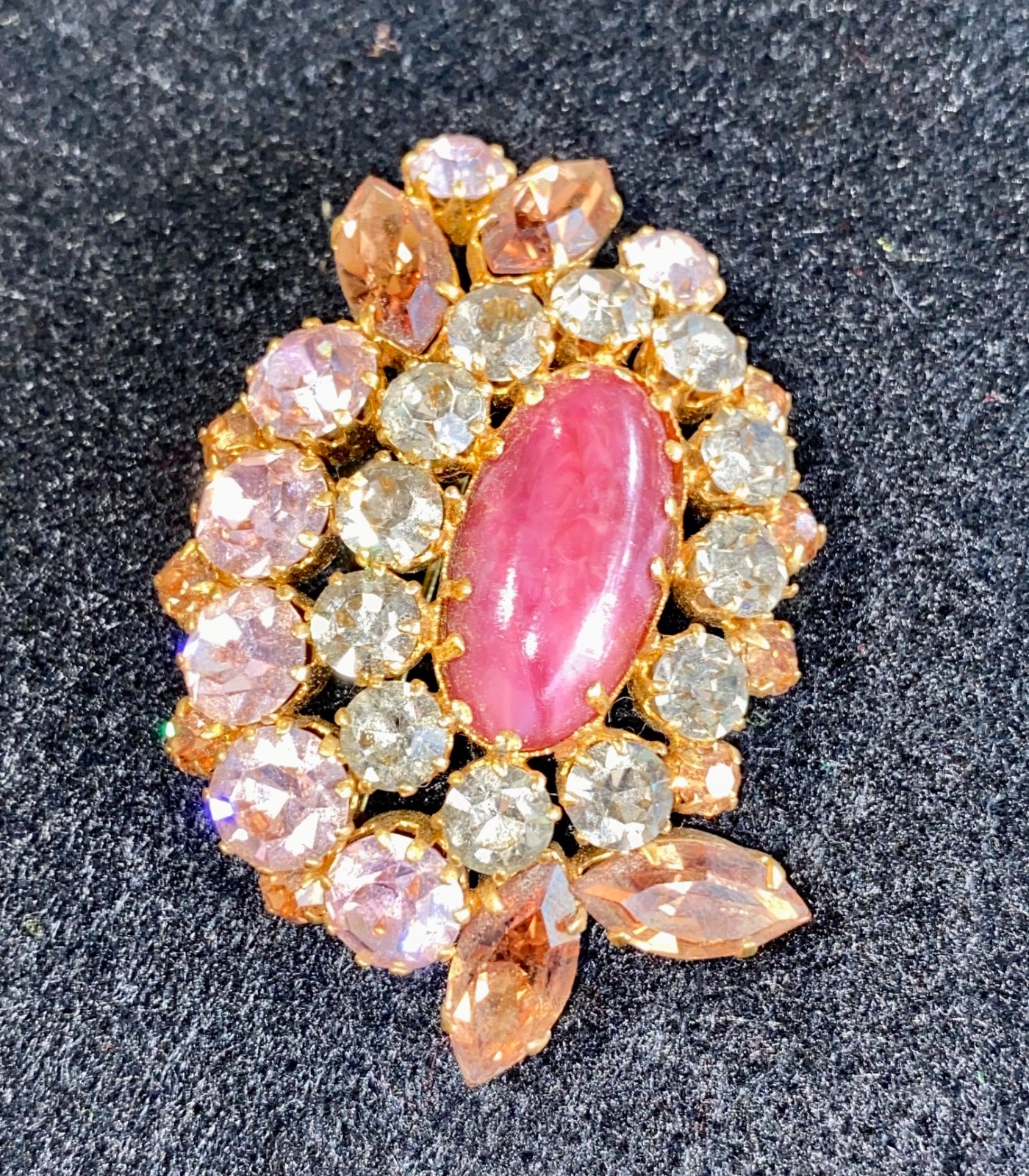 Vintage Pink/Fushia Rhinestone/Pink Art Glass Cabochon Brooch/Pin