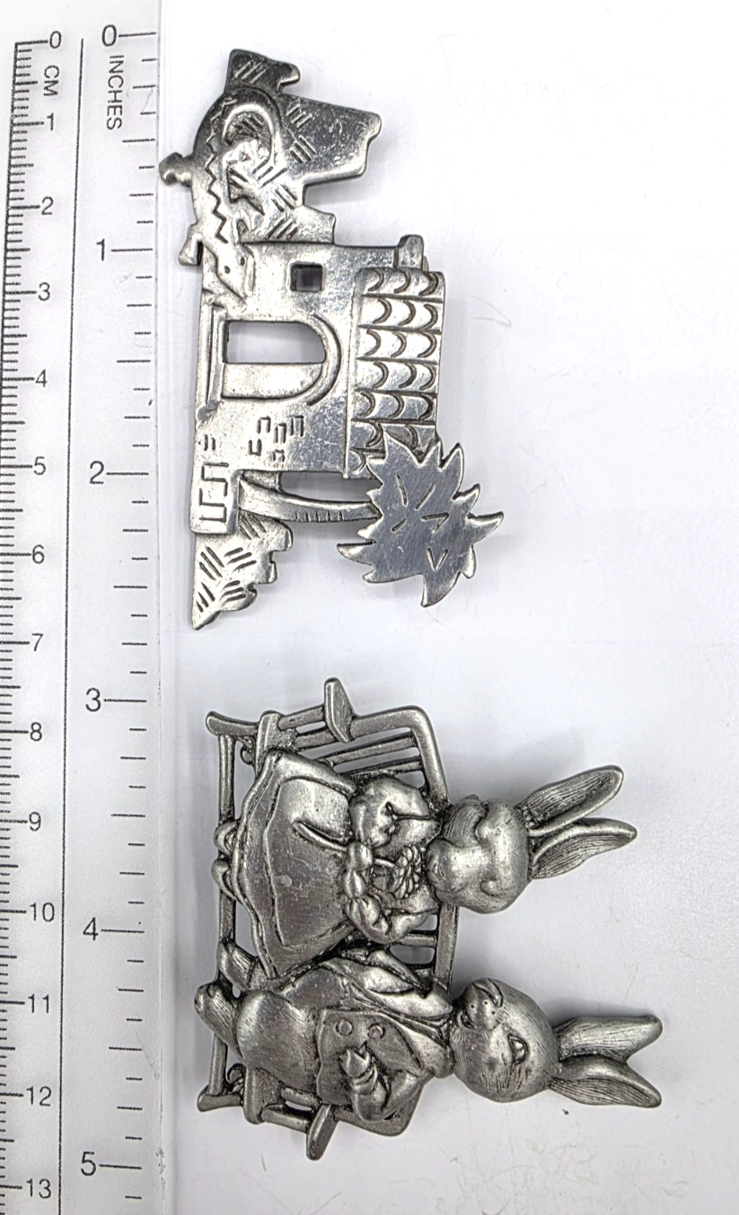 Set of 4 JJ Jonette Brooches Cat Catching Fish, Cow, Bunnies, Casa House – READ