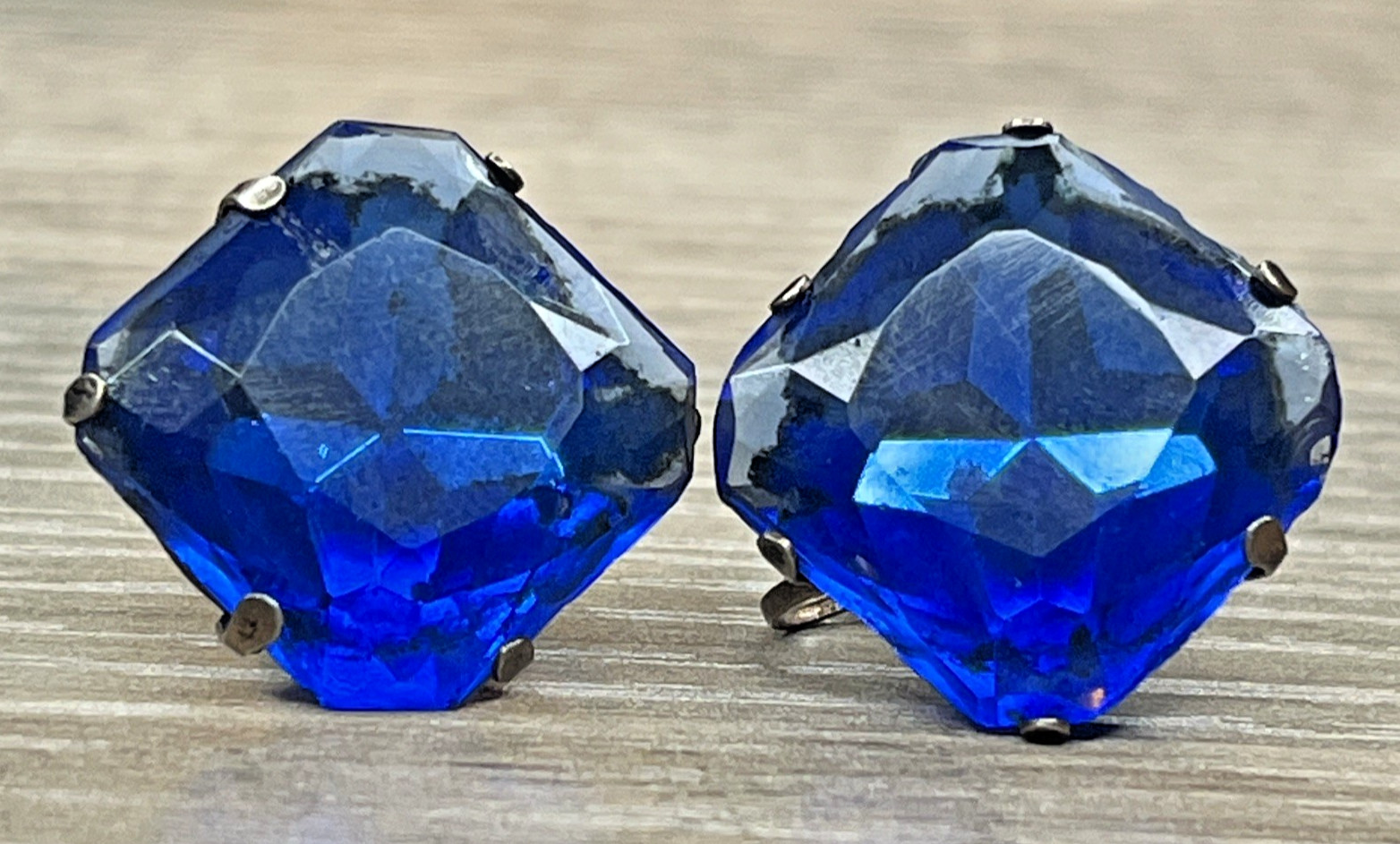 Sterling 925 Diamond Shaped Blue Rhinestone Cushion Cut Screwback Earrings VTG