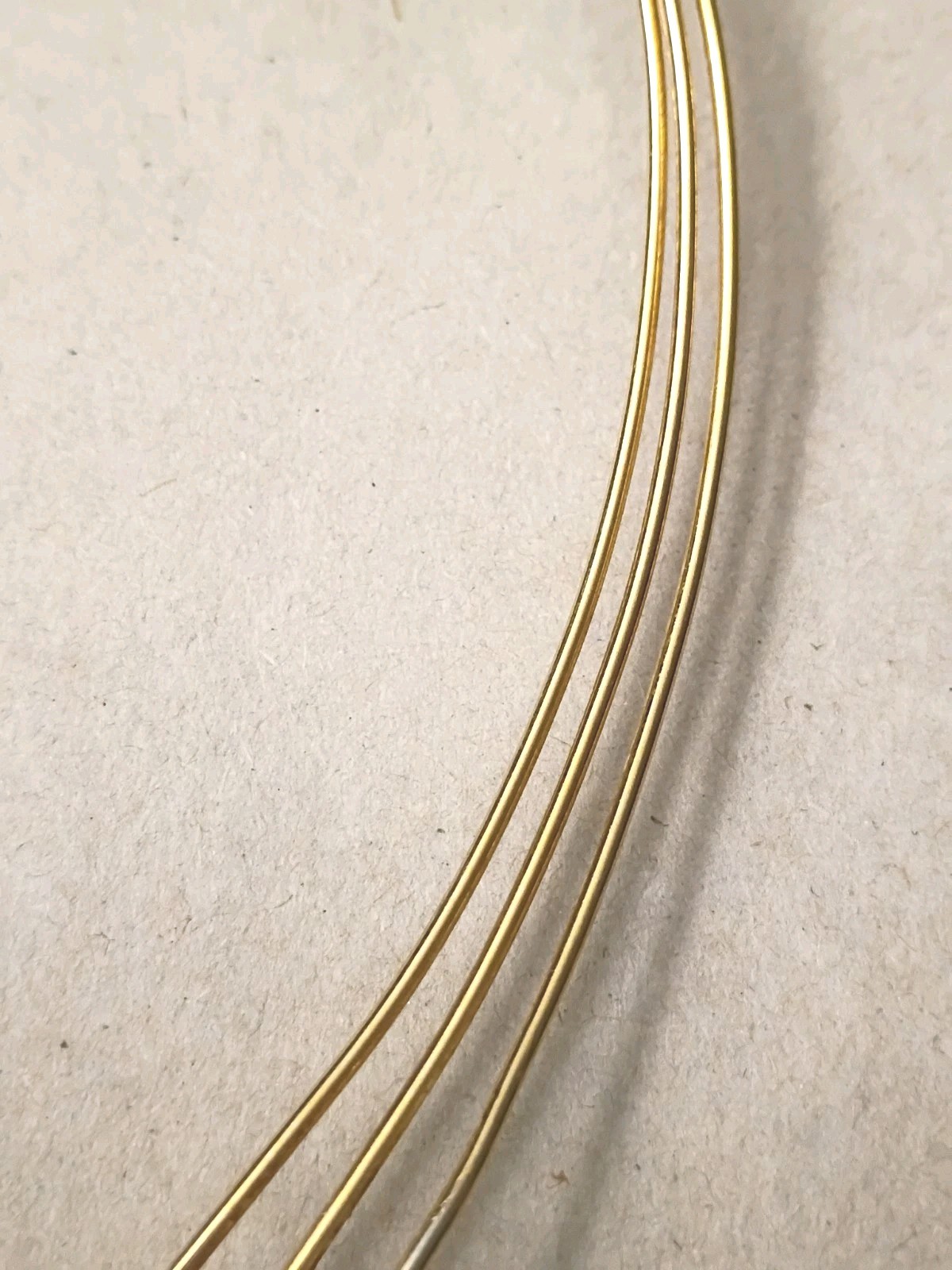 Vintage TRIFARI DOGWOOD FLOWER Choker Necklace Off White/ Cream Enamel Gold Tone