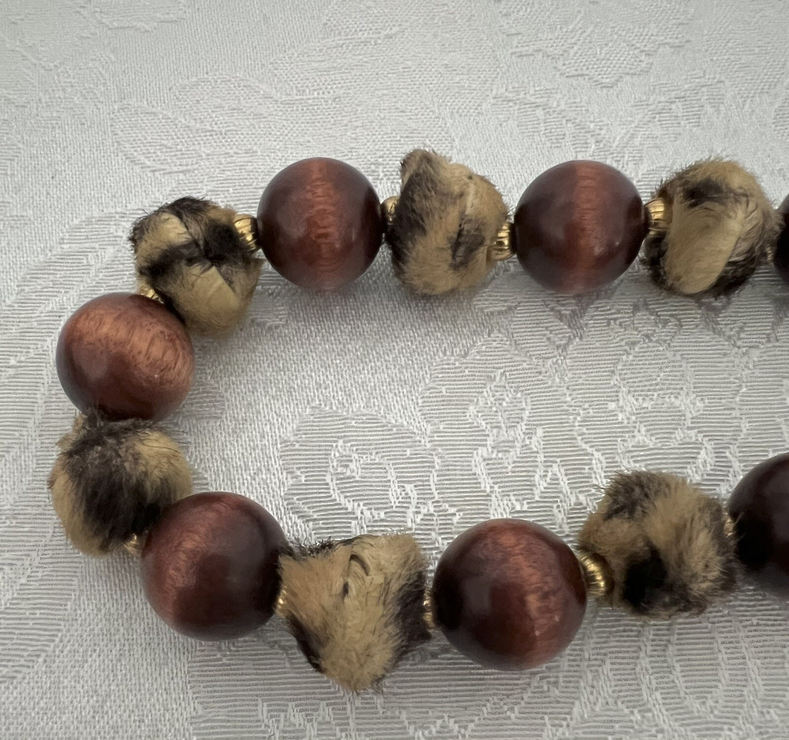 Vintage Chunky Leopard Faux Fuzzy Fur & Wood Beads 23” Gold Tone Necklace