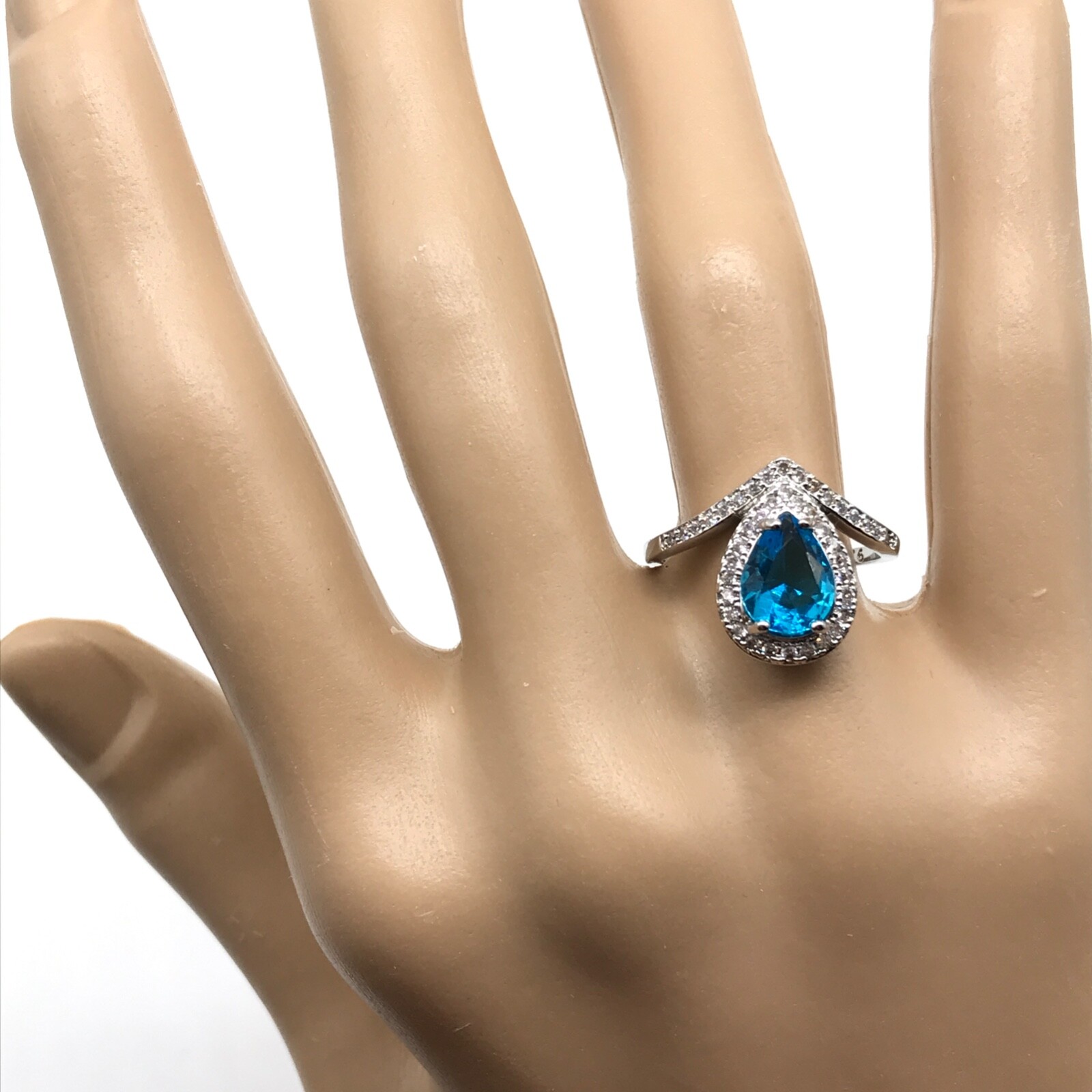 925 Sterling Silver Blue & Clear CZ Accented Ladies Band Ring Size 7.25