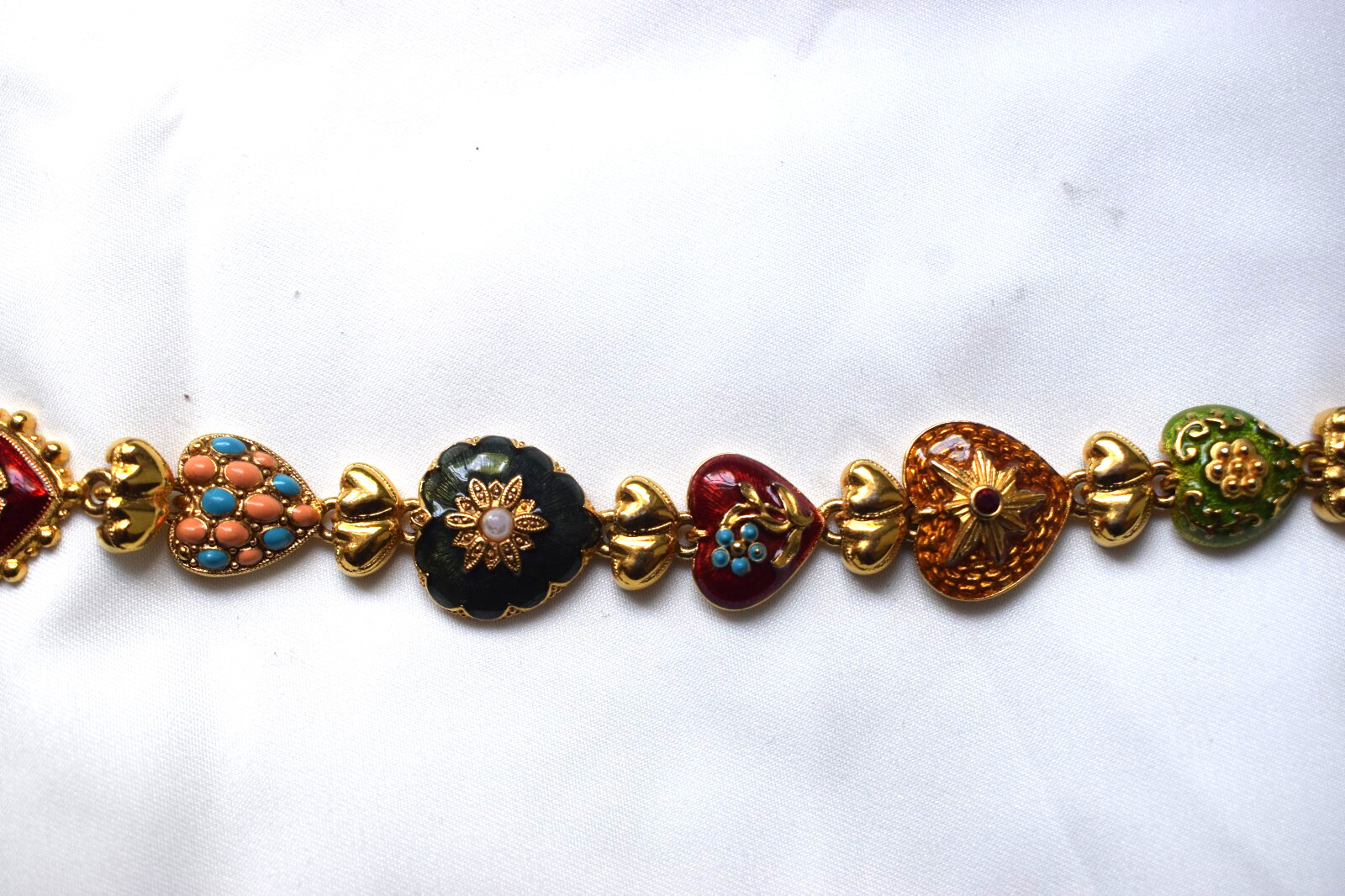 Joan Rivers Hearts & Flowers Bracelet Gold Tone w/ Enameled Hearts Signed Rare!