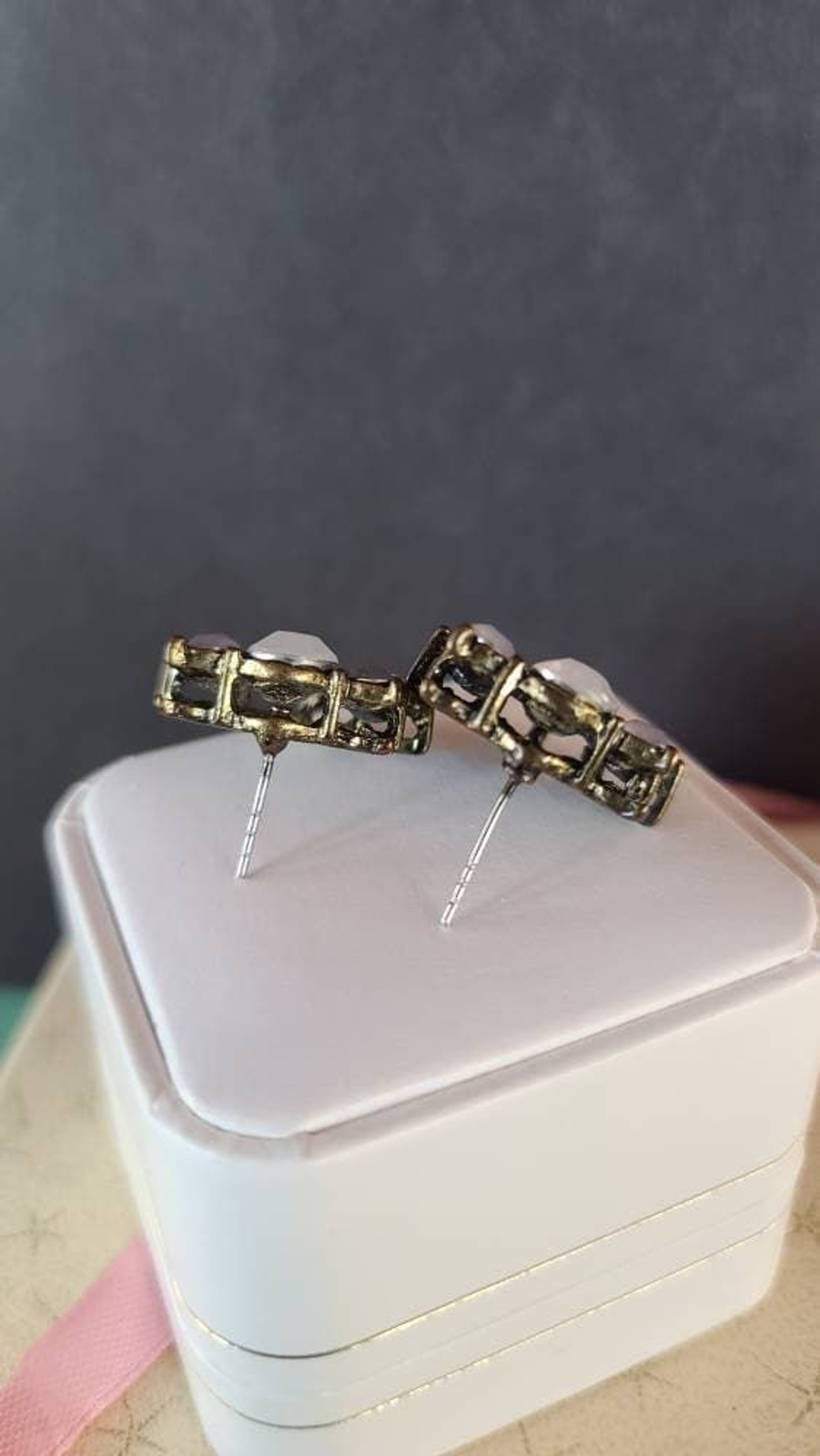 Muted Neutral Pink Rhinestone Pierced Earrings