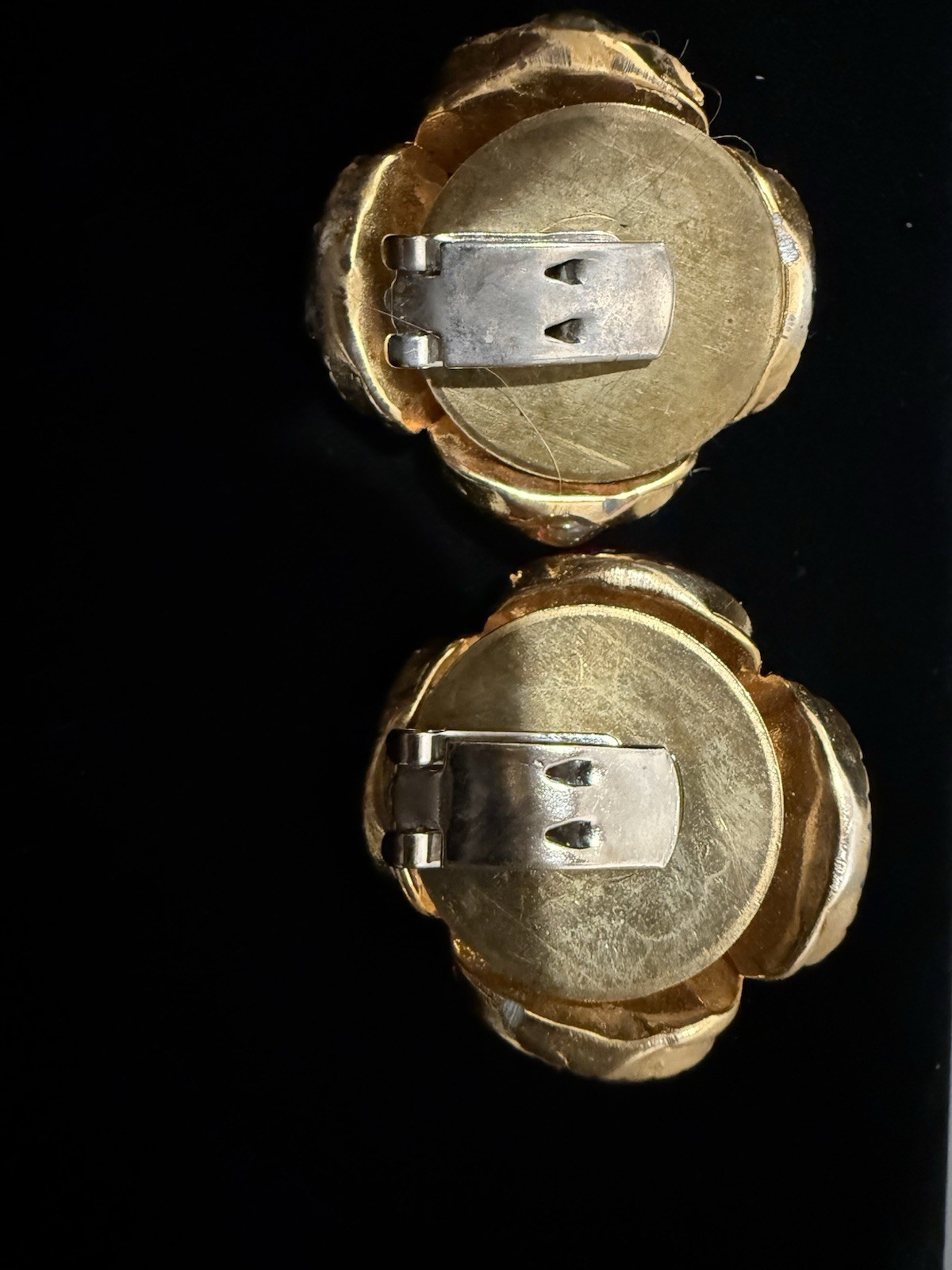 Gripoix Cabochon Mogul Glass Gold Tone Clip On Earrings
