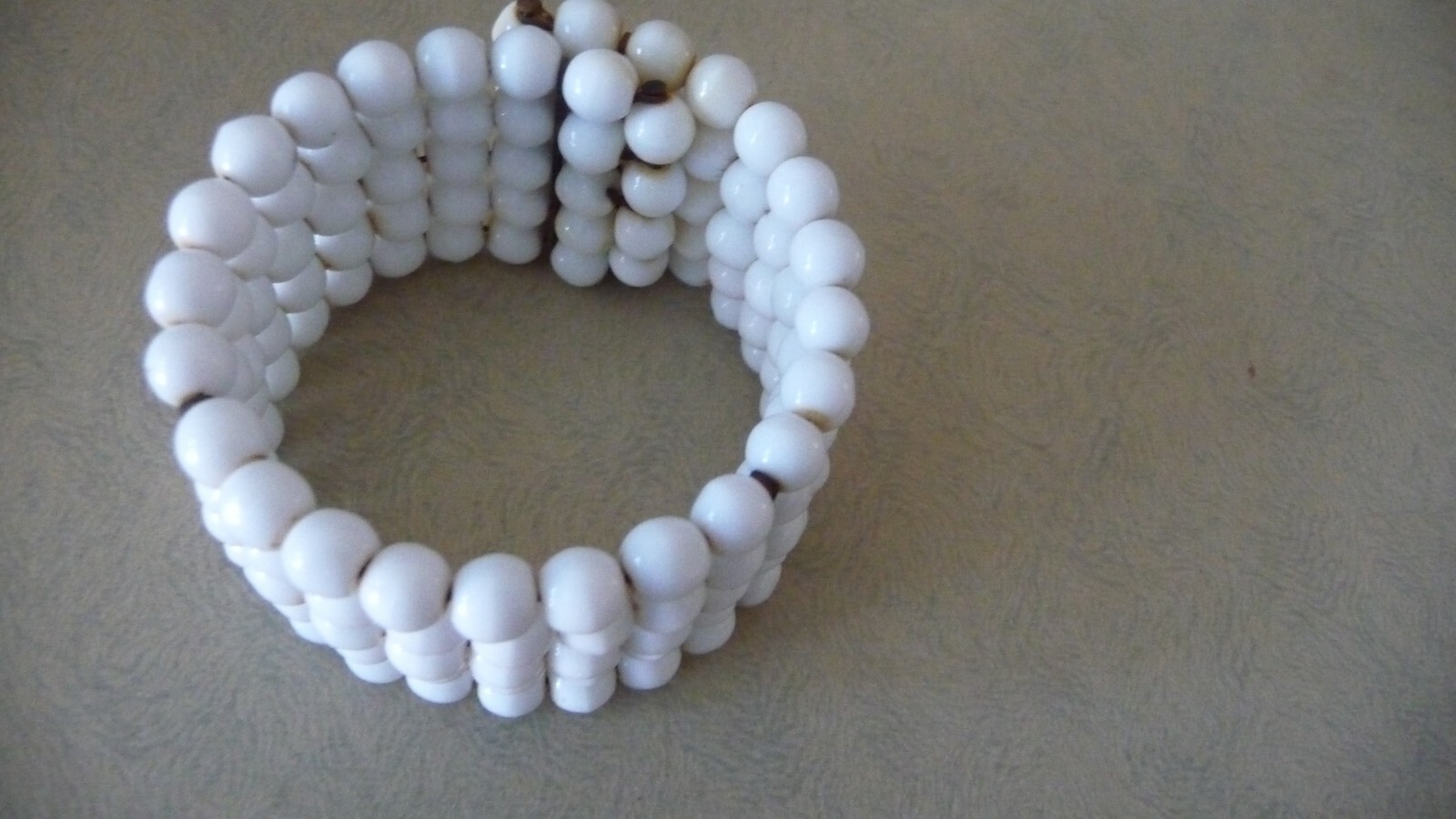 #2/7X vtg costume BRACELET WRAP AROUND CUFF 5 rows WHITE Beads 1 1/4″ W