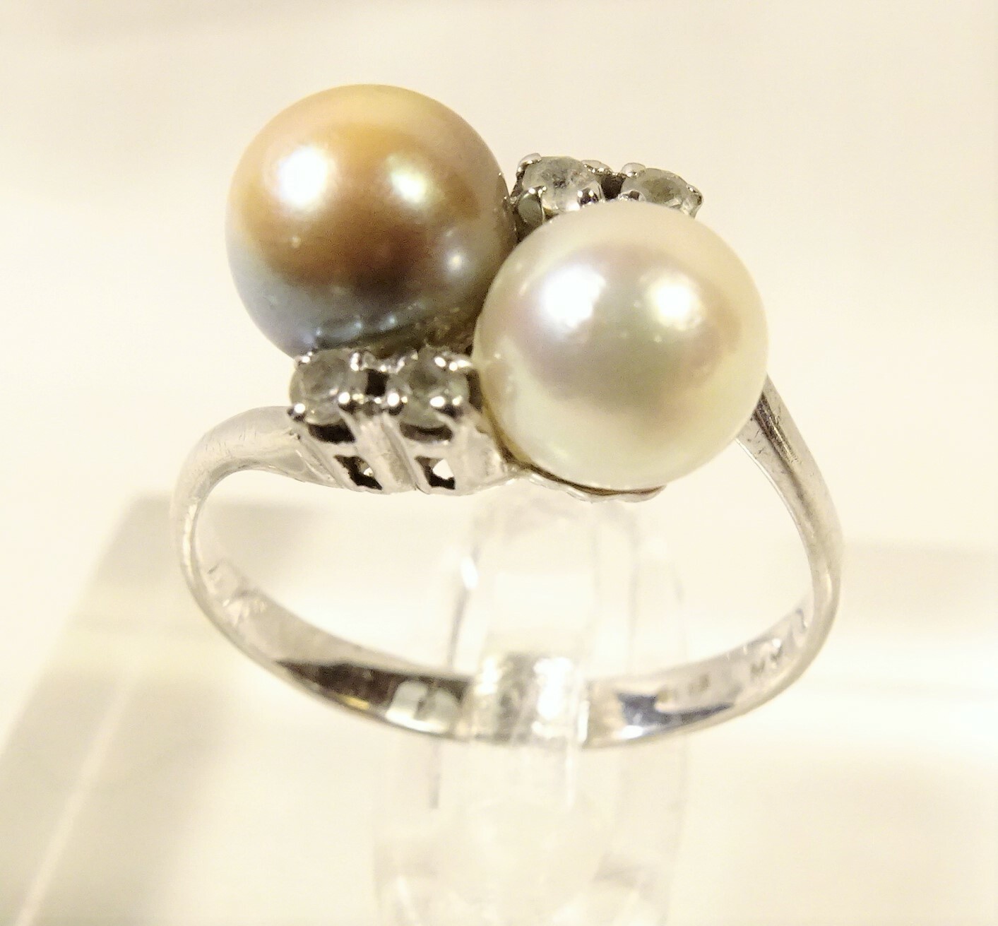 Lovely 10k White Gold Champagne & Cream Double Pearl Bypass Sz 6.5 Dinner Ring