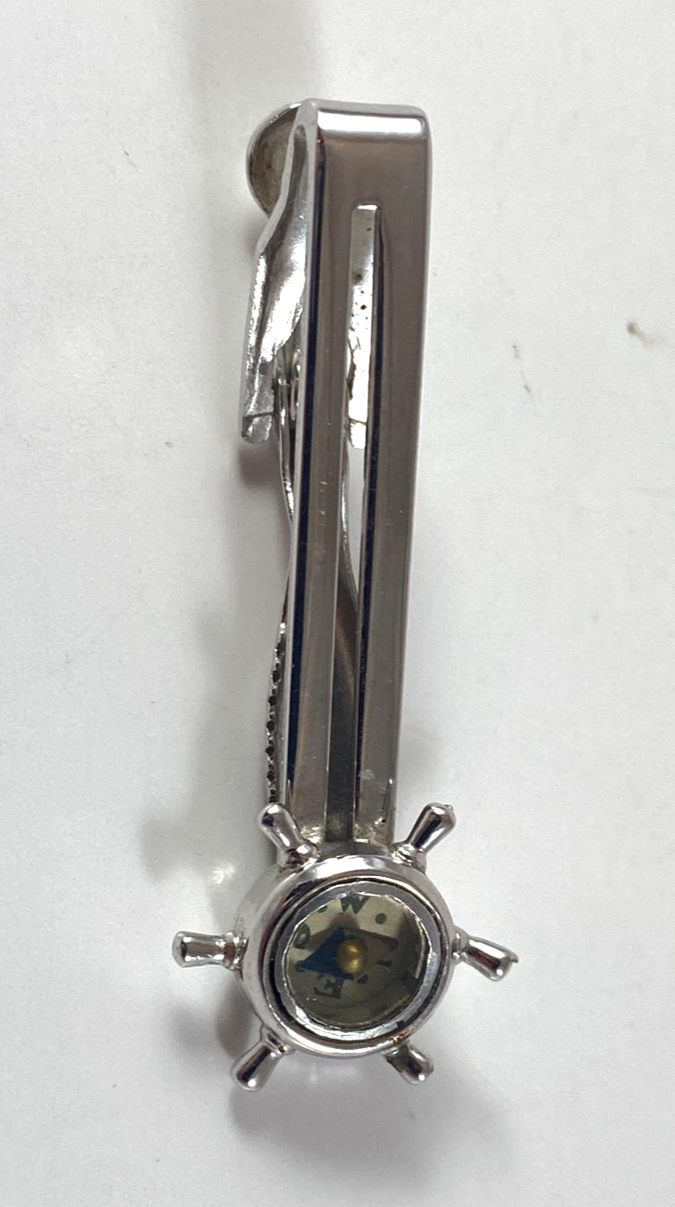 Vintage Swank Captain Wheel Compass Men’s Tie Clip Silver Tone 1950s Nautical