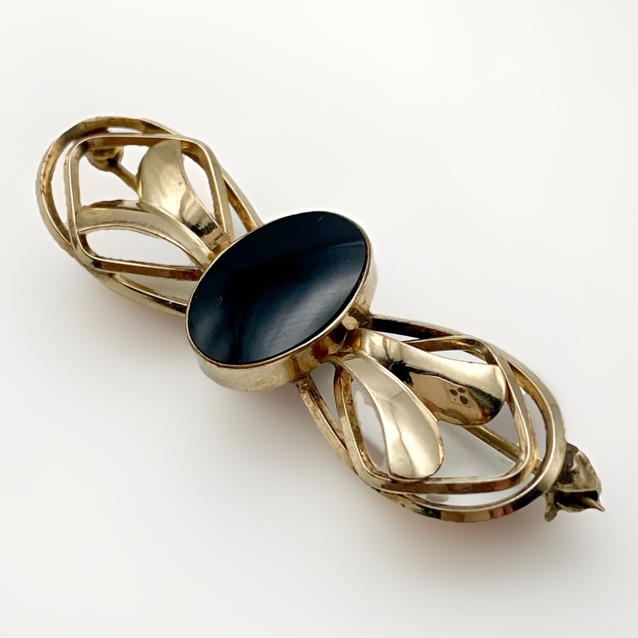 Vintage Carl Art 12K GF Genuine Onyx Bar Brooch Openwork Ribbon Mini Pin 1.8”