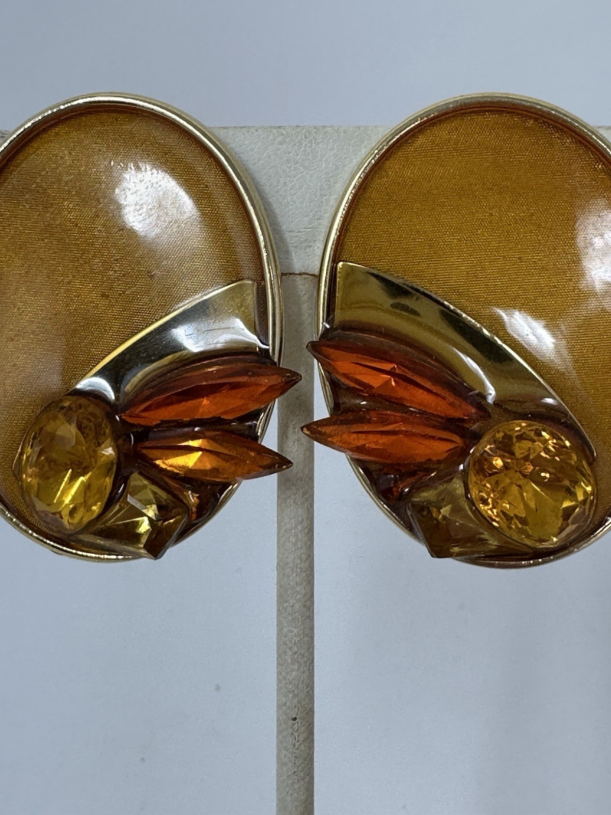Vintage Mid-Century Lucite Clip-On Earrings BOLD Amber & Gold Tone 1950s Retro