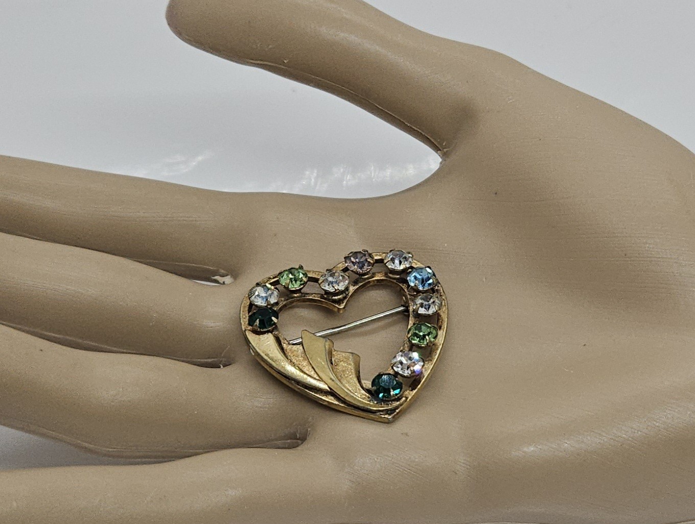 Vintage 1/20 12K GF Gold Filled Heart Pin Rhinestones 1 1/4″