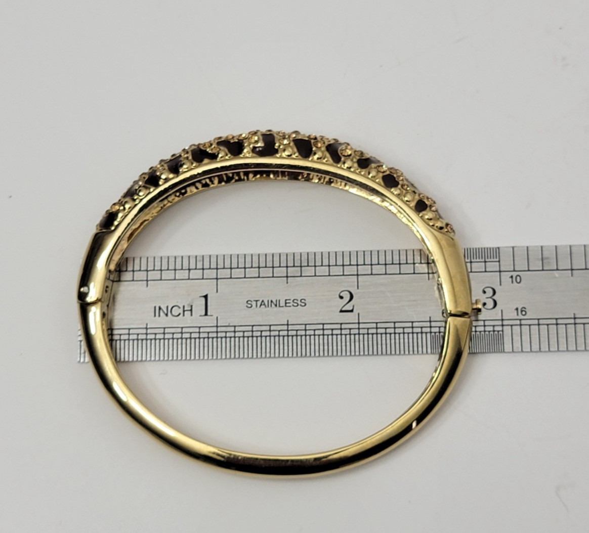 Bangle Bracelet Animal Print Enamel Gold Tone, Hinged Opening