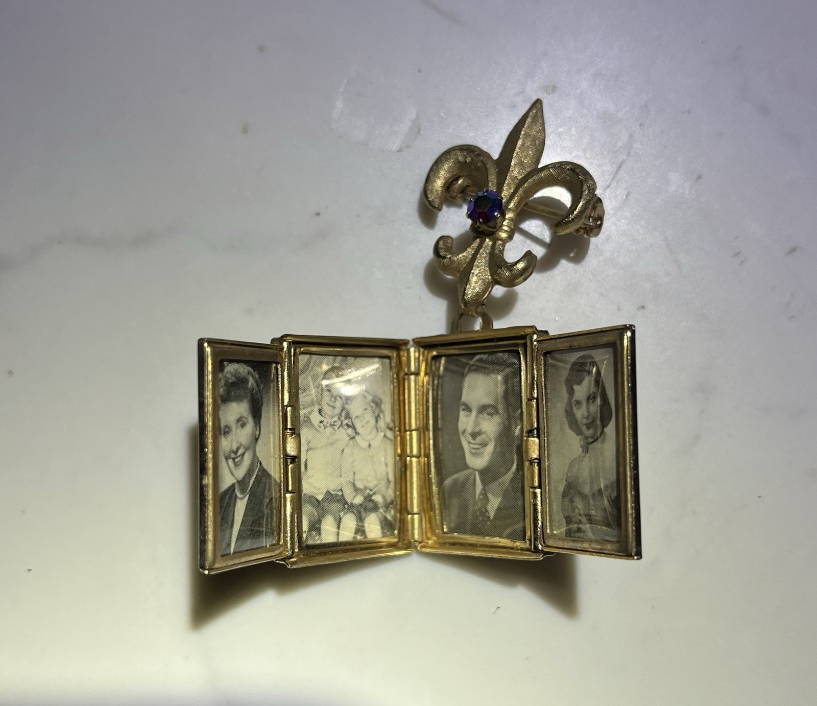 17. Vintage Rare CORO Gold tone Hinged Photo Book Locket Medal Pin Brooch