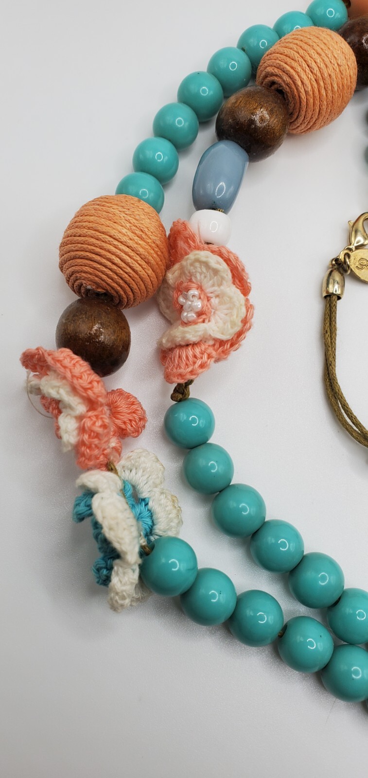 Vintage Plastic, Wood and Crochet Beaded Necklace 18″ Marked Gwen woo1