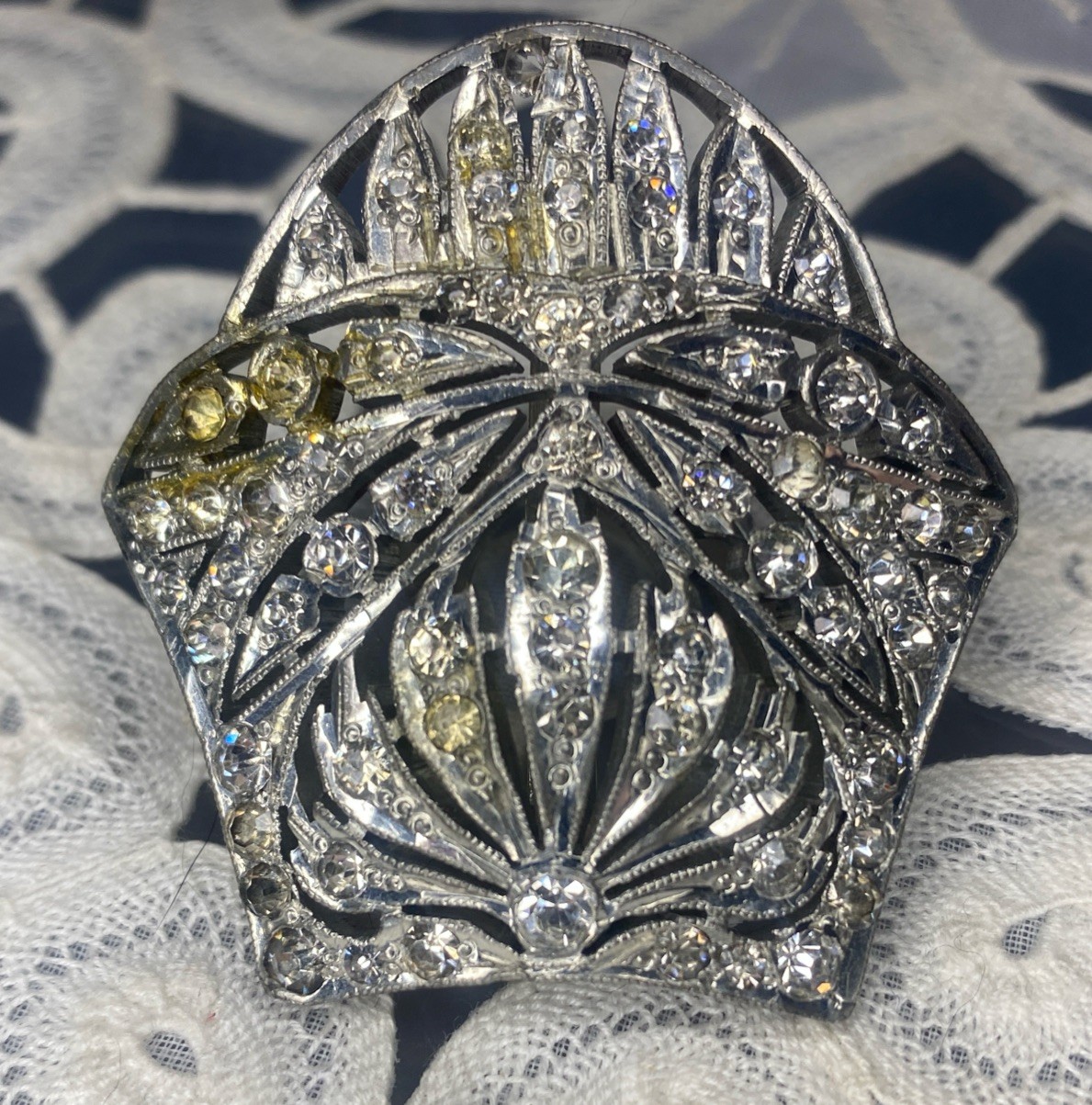 Vintage Art Deco Engraved Fishsom Silver it’s Clear Rhinestone Brooch Shield