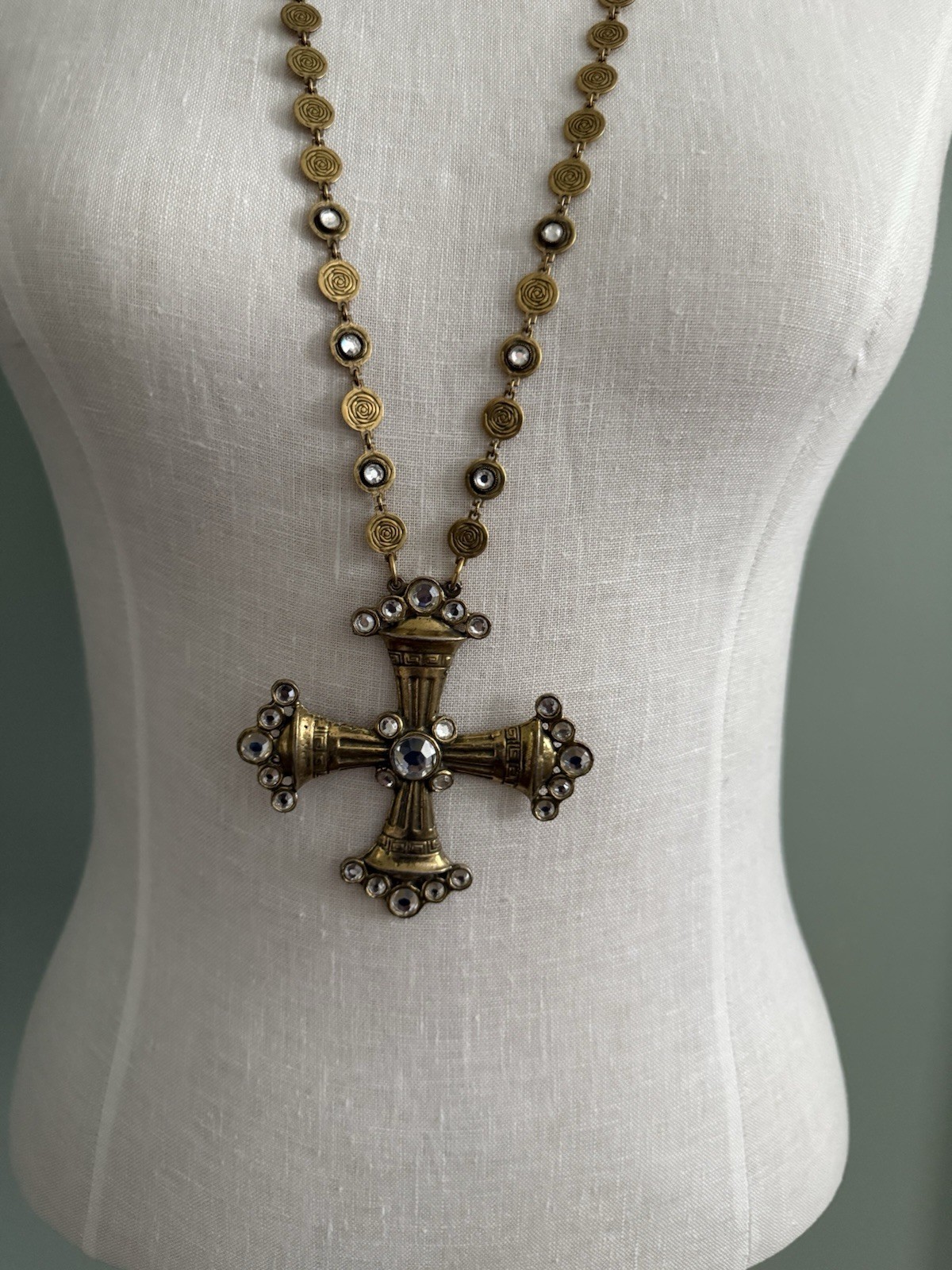 Vintage Jeanne Signed 1960s Maltese Cross Goldtone LARGE Pendant Necklace