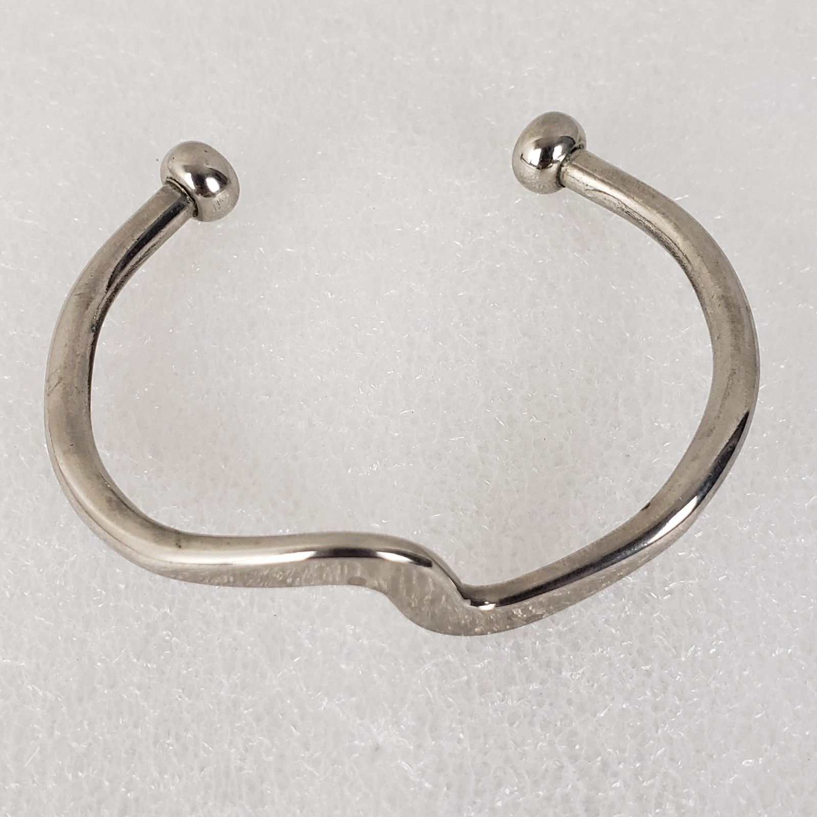 Zig Zag Cuff Bracelet Modernist Silver Tone Sleek 6.5″ Abstract Wave