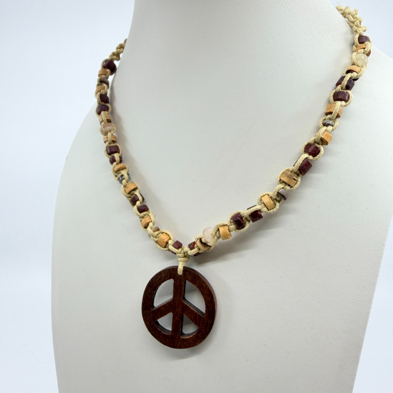 Vintage Y2K Boho Wood Peace Sign Pendant Macrame Hemp Beaded Choker Necklace