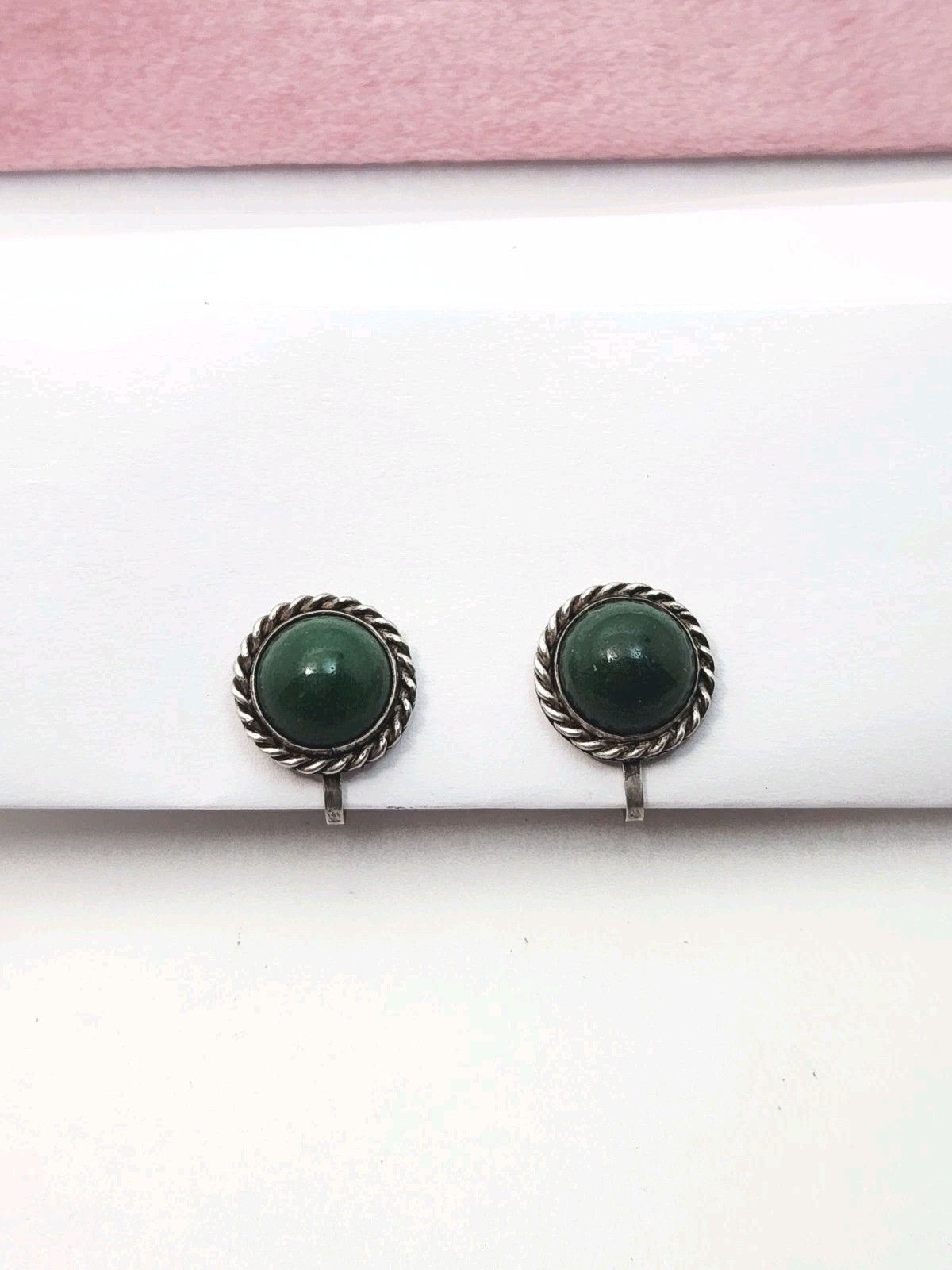 Vintage Sterling Silver Dark Green Cabachon Stone Stud Earrings Screw Back 925