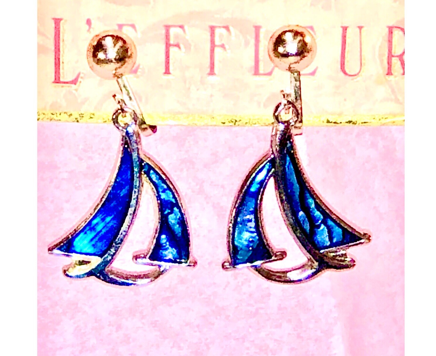 VTG 70s Blue Paua Abalone Shell Inlay Stylized Sailboats Dangle Clip On Earrings