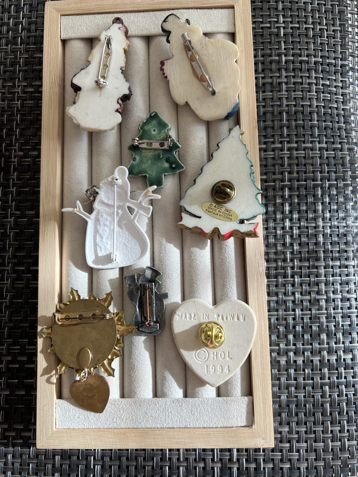 Vintage Christmas Brooch Lot 8pc Resin Metal Clay Snowman Tree Santa Heart 1990s