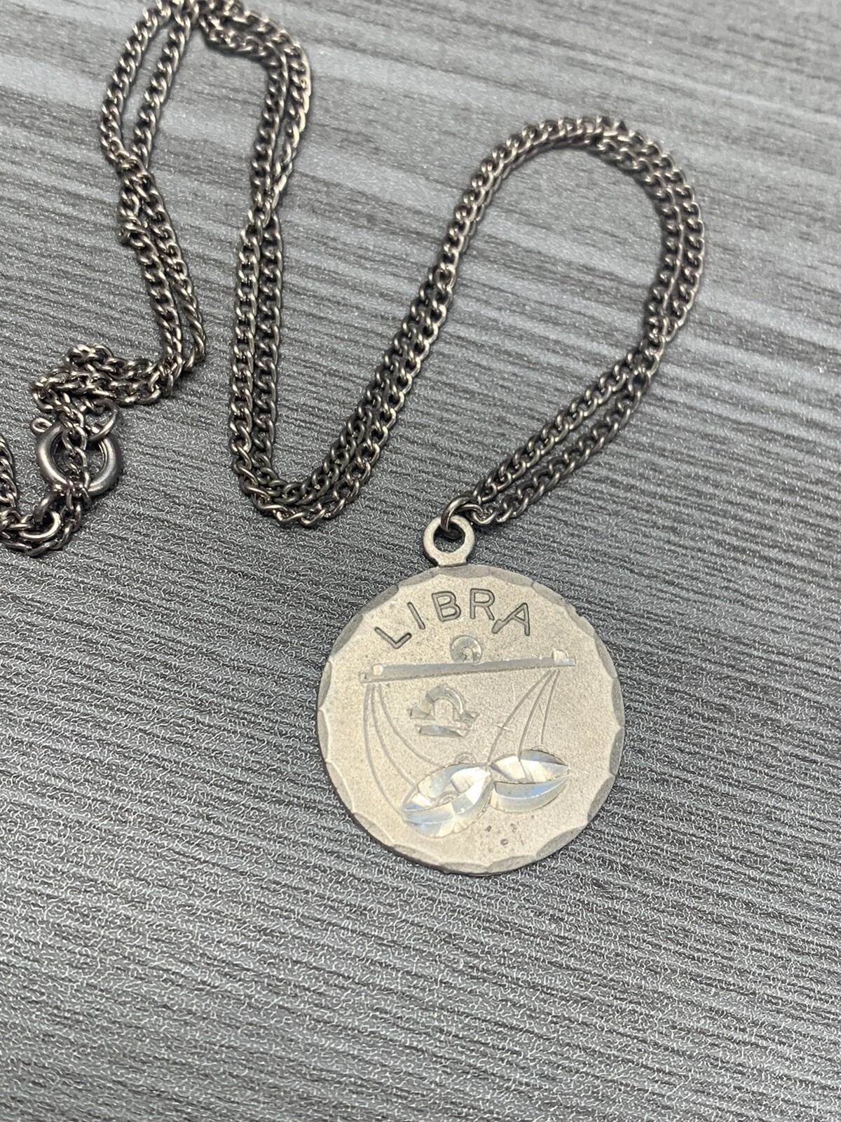 Vintage Pewter BDA Zodiac astrology Libra Horoscope Pendant Necklace 18”