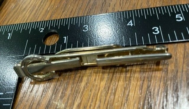 Hadley Nail & Horse Shoe Tie Clip Bar Gold Tone B4