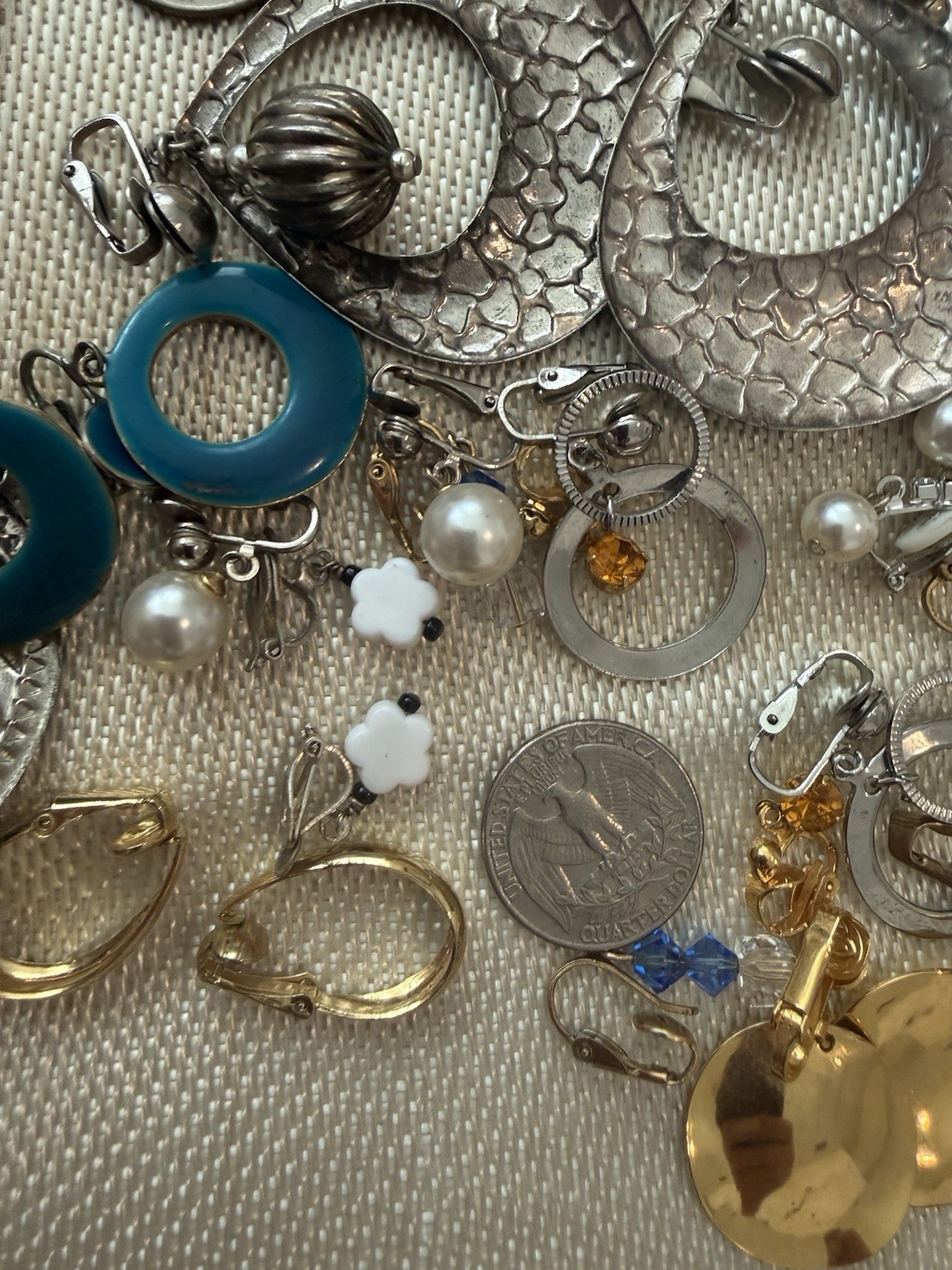 Vintage To Now Lot Of 26 PRs Clip On Earrings Lightweight Dangle Multiple Colors