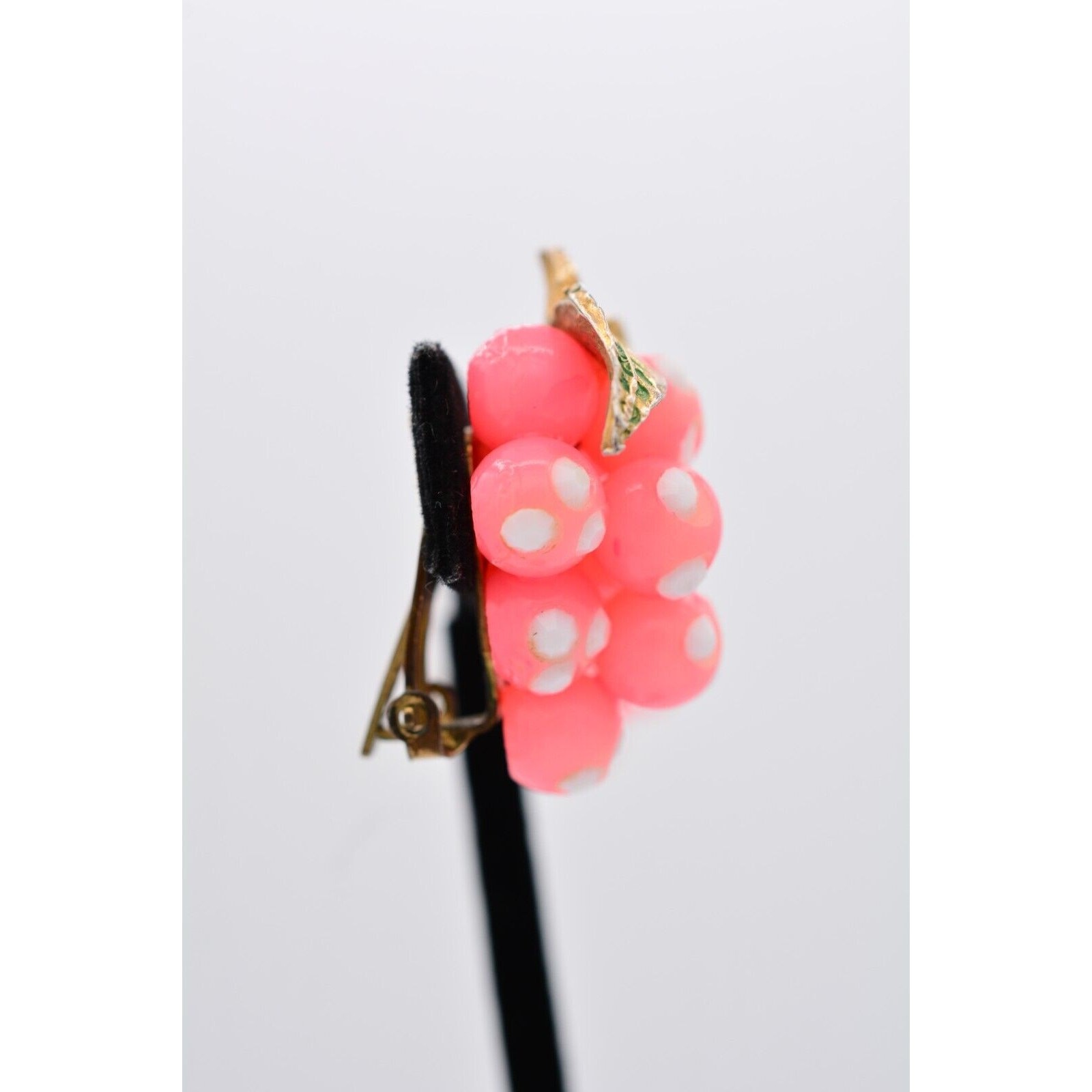 Vintage Grapes Clip On Earrings Pink Glass Resin Enamel Chunky Antique 50s BinAY
