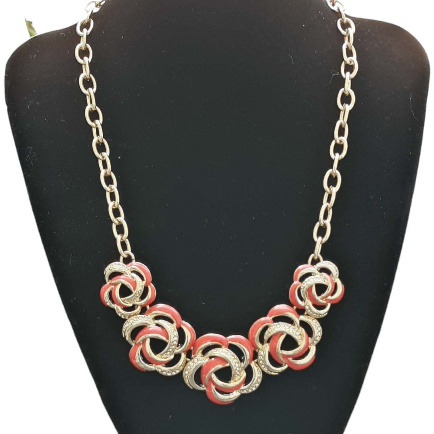 Pappagallo Salmon Color Rosette Rhinestones Stations Gold Tone Necklace READ*