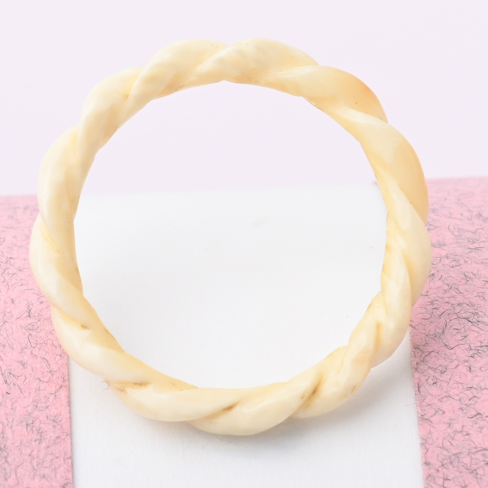 Antique Victorian LARGE 7/8″ Carved Ropy Mother of Pearl LARGE Bail Loop