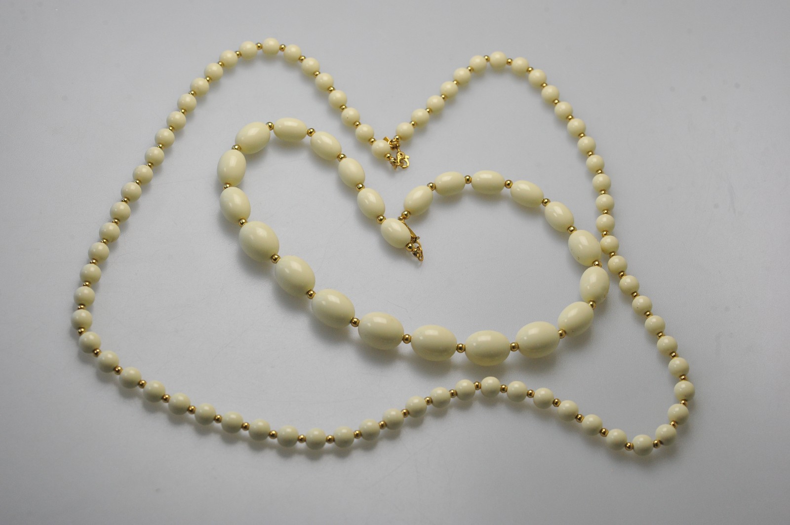 Necklace Monet signed LOT cream ivory gold tone bead beaded ZD19