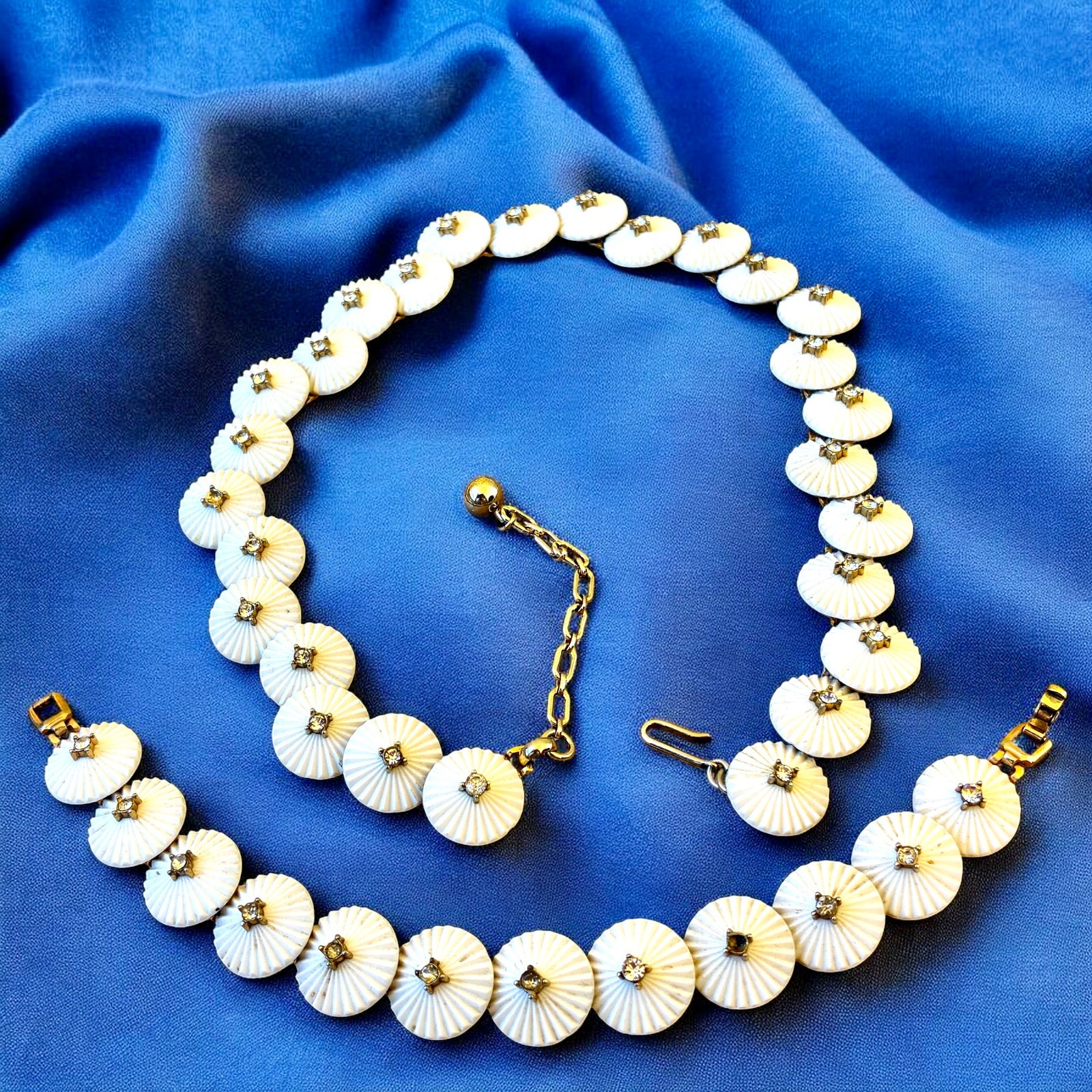 Vintage Necklace and Bracelet Set Shell Design Rhinestones AS IS