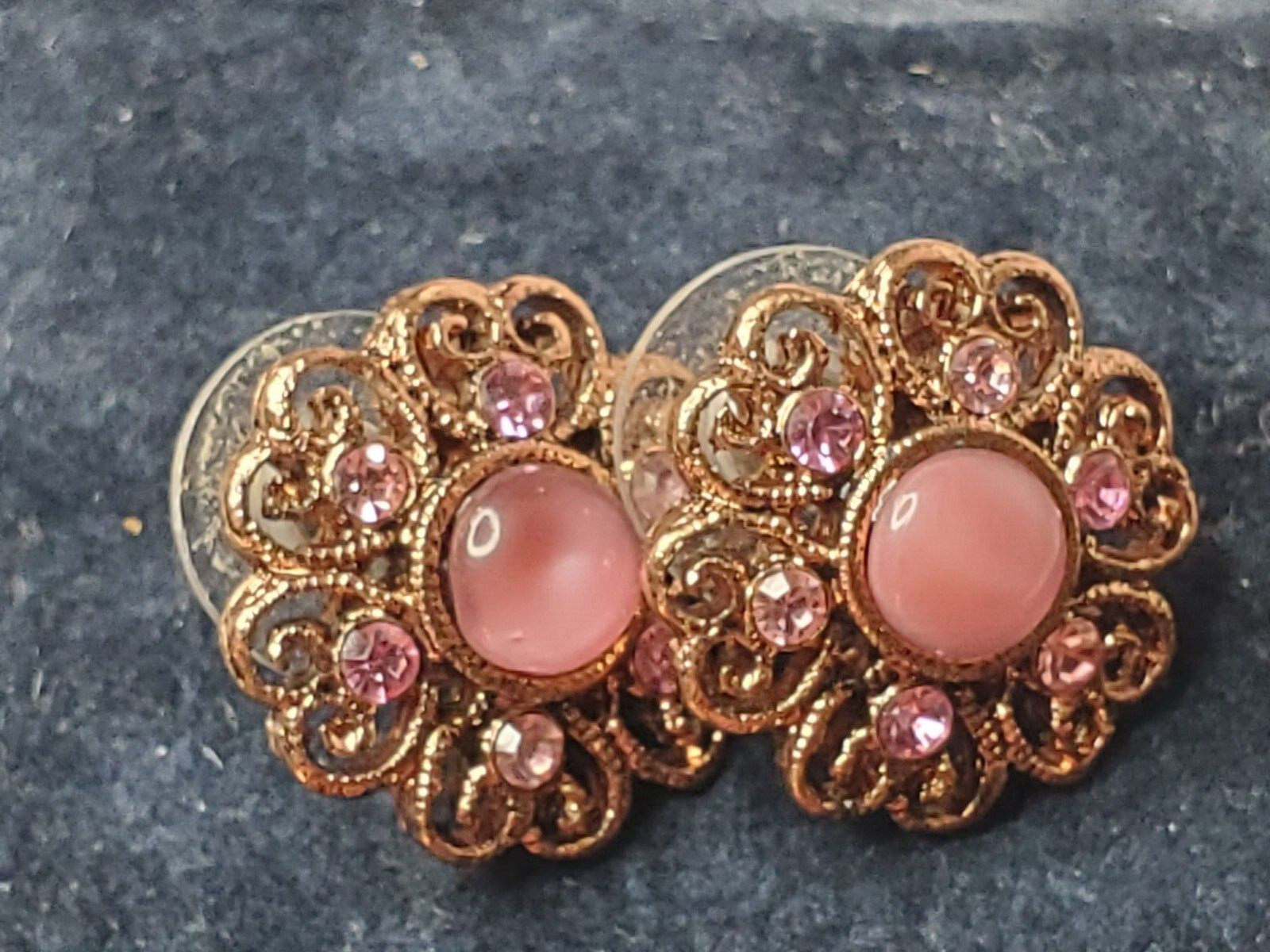 Pink Stone Tigers Eye Rhinestone Copper Colored Stud Earrings Heart Scroll