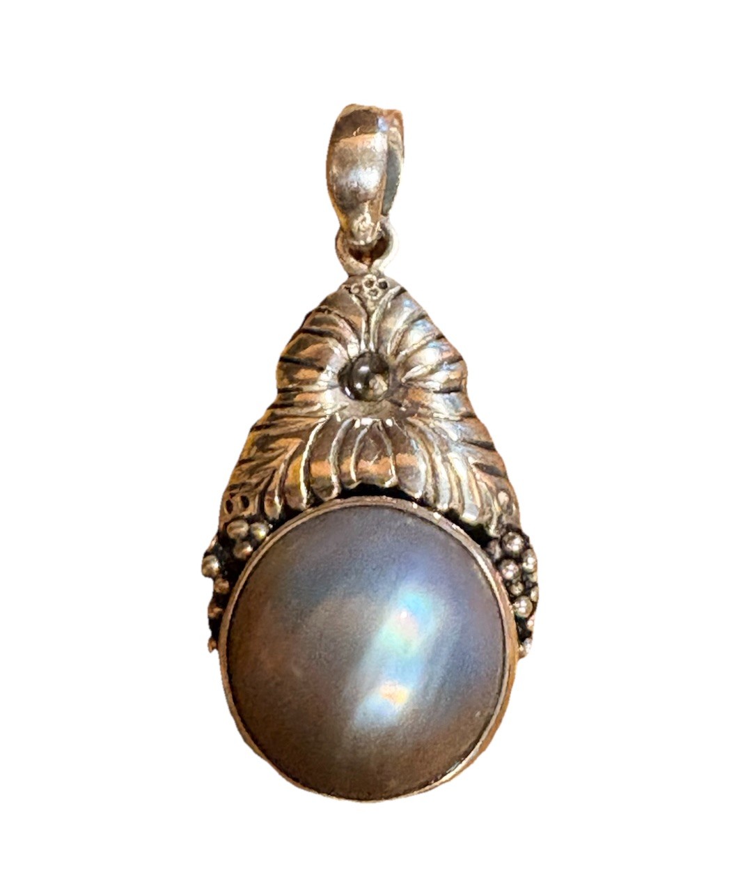 Sterling Silver and Blue/Purple Mabe Pearl Pendant Vintage