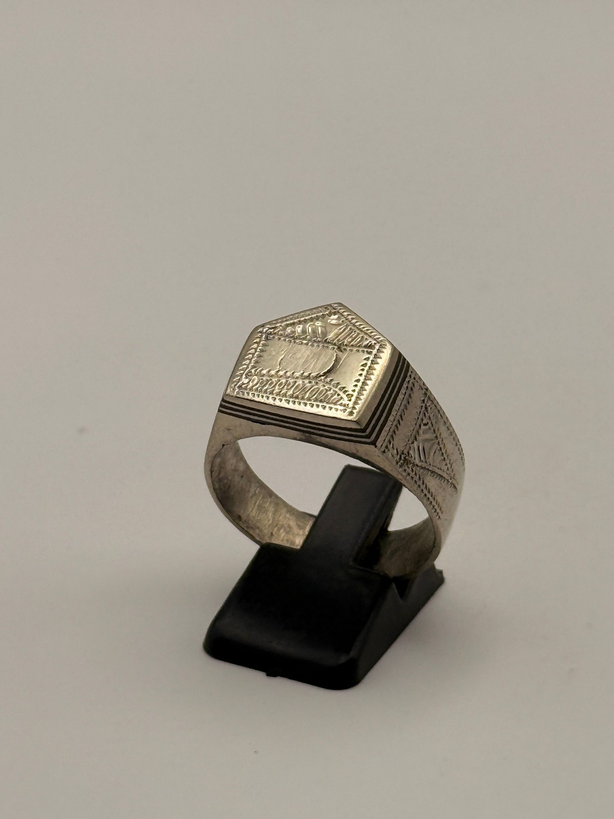 Rare Amazigh Berber Handmade Antique Ring – Authentic Moroccan Tuareg Jewelry!