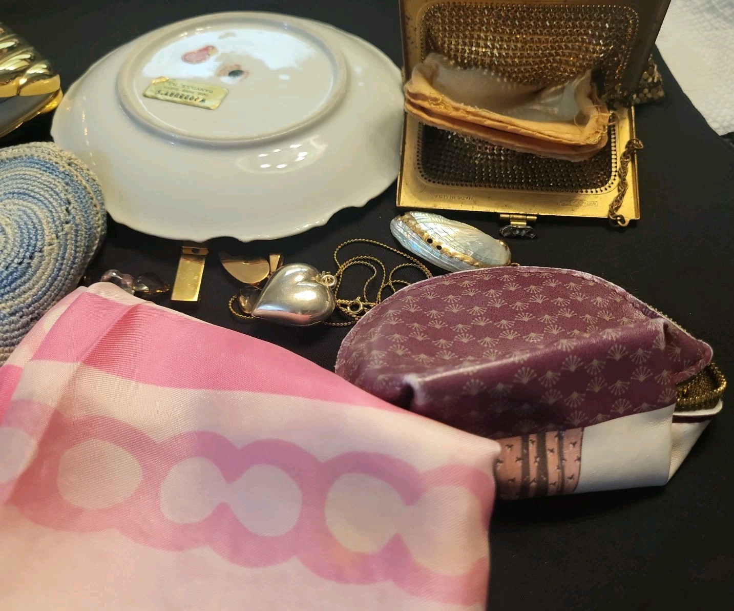 Vintage Now Ladies Mixed Lot Nappy Whiting & Davis Bag Compact Coin Purse More