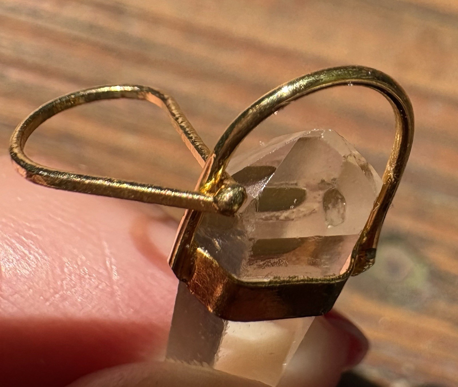 VTG Clear Quartz Crystal Point Pendant Gold Tone Necklace Natural Healing Stone