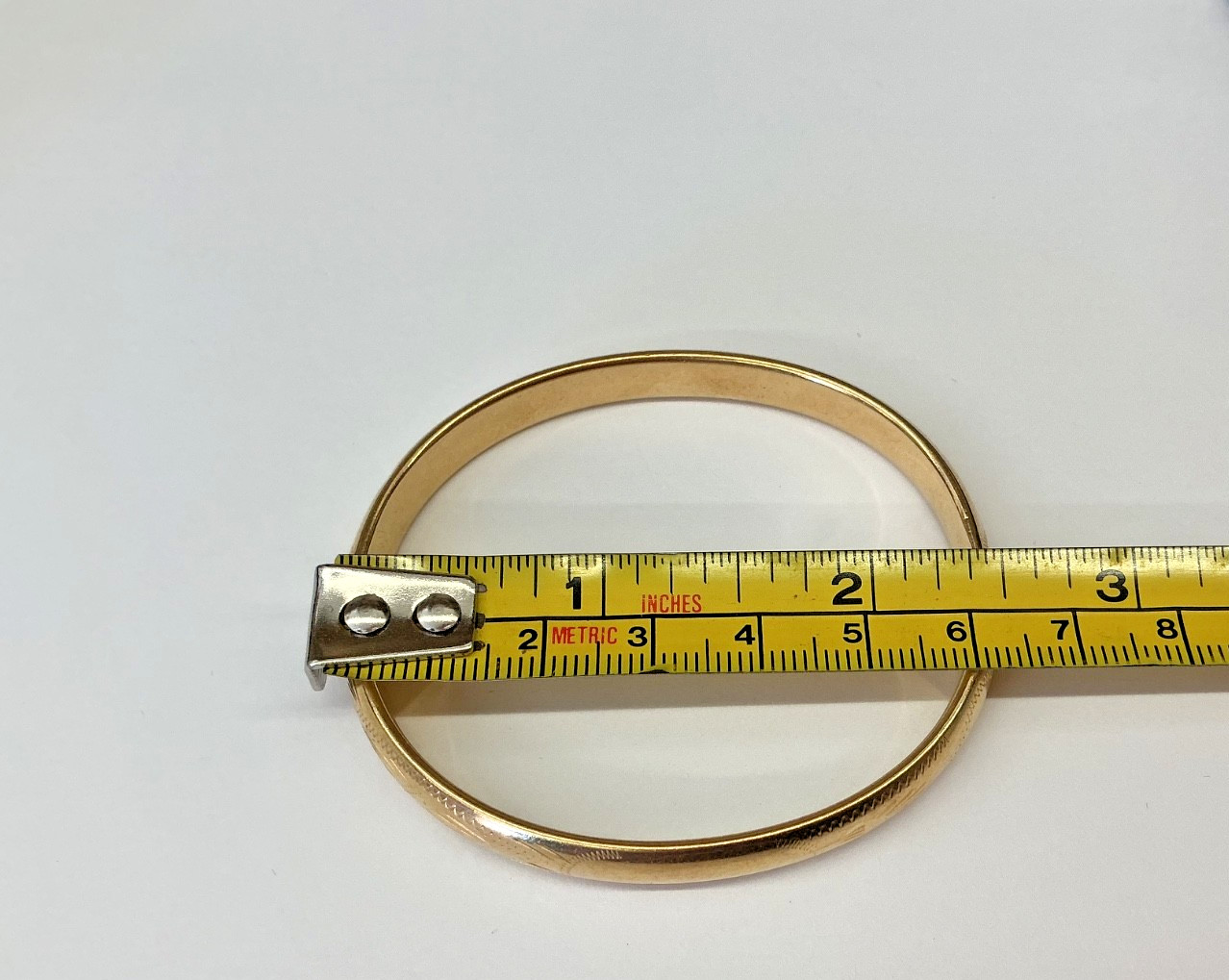 VTG 14k Gold Engraved Bangle Bracelet Monogram Signed RINE Jewelry 9g R757S-DsVa