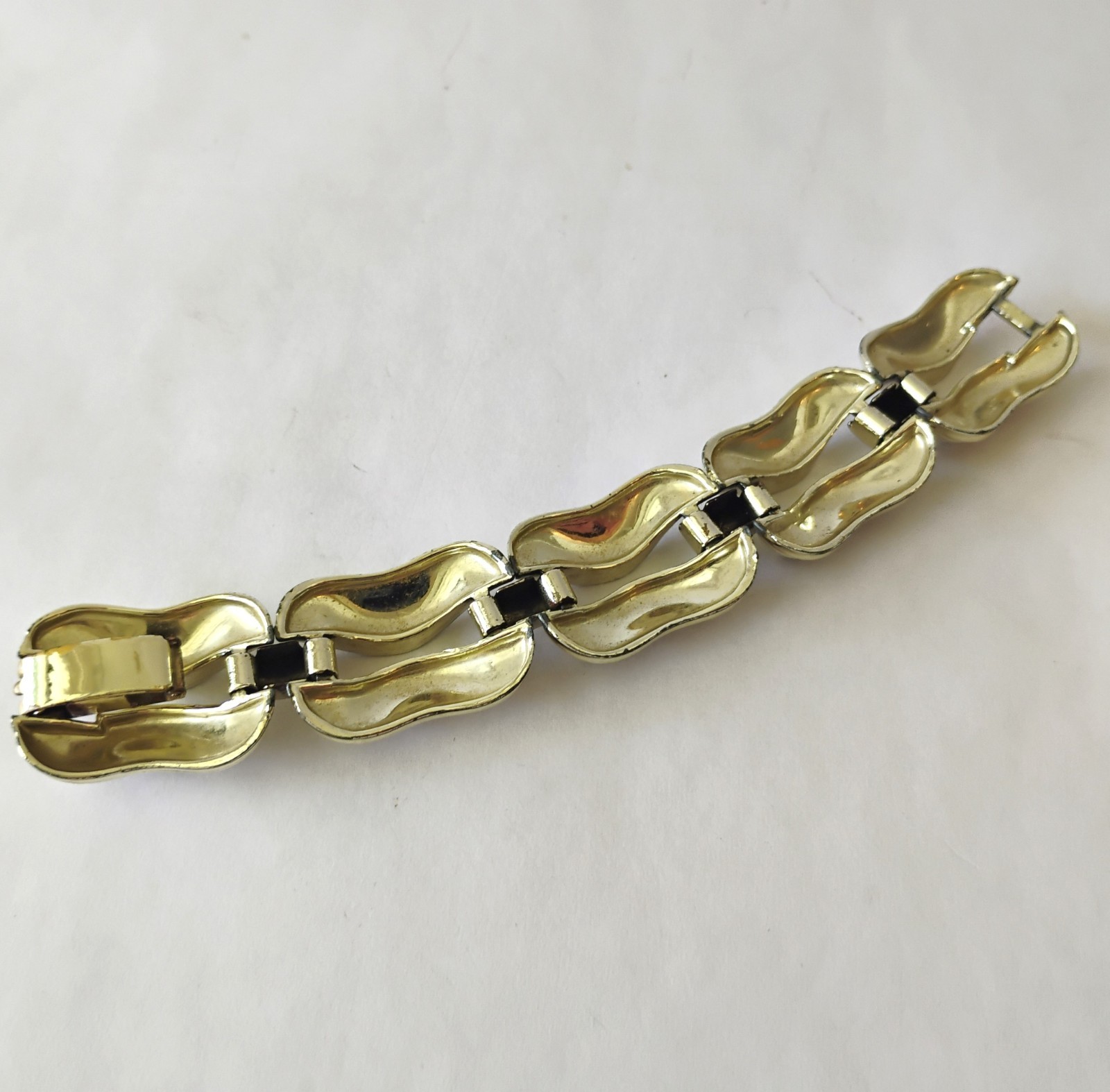 Vintage Chunky Puffy Gold Tone Link Bracelet Mid Century Holloware Heavy 76grams