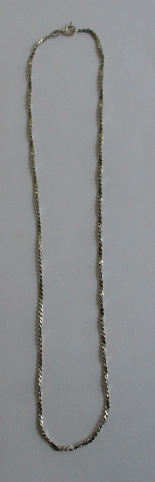 Vintage Lightweight Sterling Silver 925 Serpentine Chain Necklace 17 1/2″ Italy