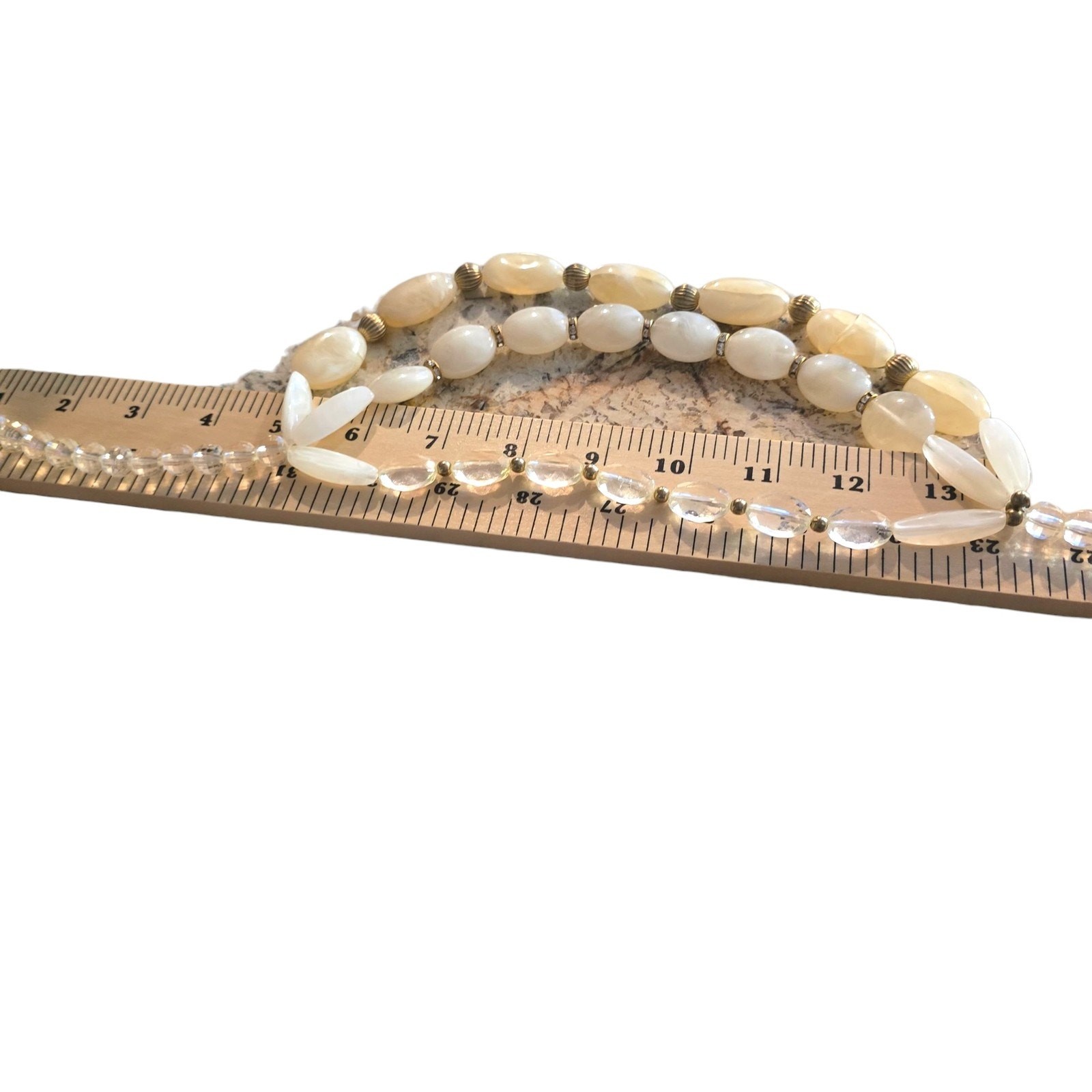 Vintage Necklace Chunky Cream Acrylic Oval Beads Silver Tone Spacers 21″ SKU2275