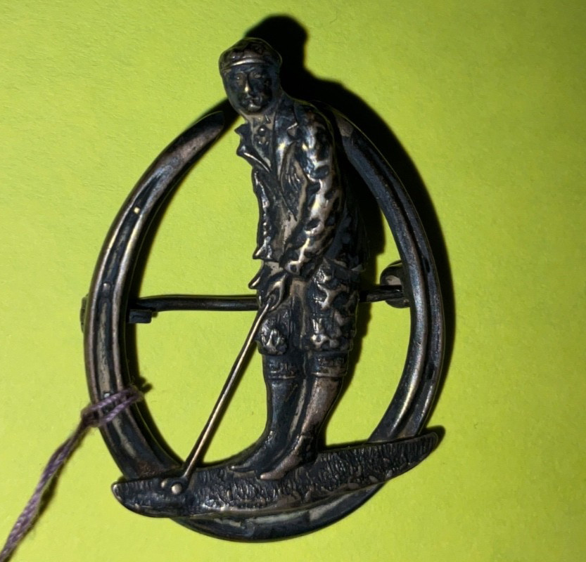 Vtg Hickok Sterling Silver Golfer Brooch Medallion Pin 1040’s w/Original Tag