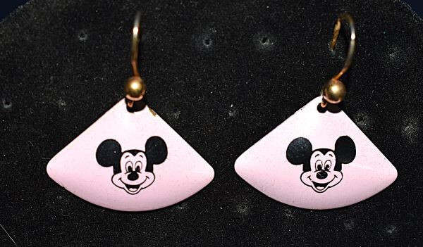 Rare Vintage Walt Disney Prods. Micky Mouse Pink Triangular Wire Dangle Earrings