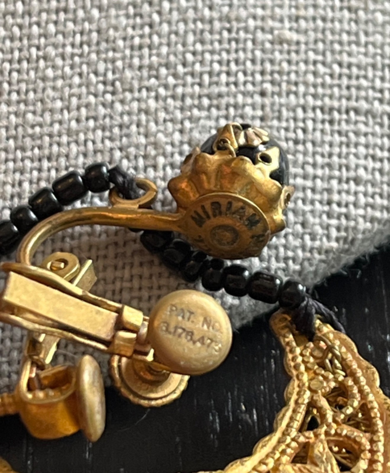 Beautiful Vintage Miriam Haskell Black Glass Bracelet Earrings Gold Pinecone