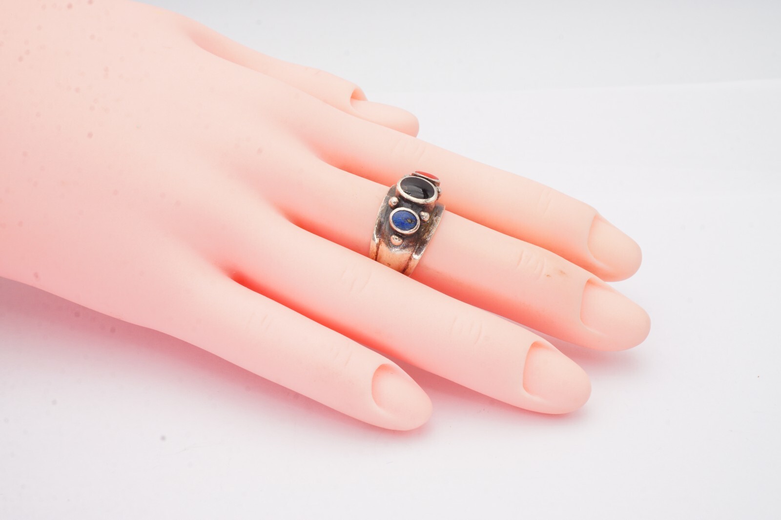 Vintage Sterling Silver 925 Black Onyx Lapis Coral Ring Size 4.25