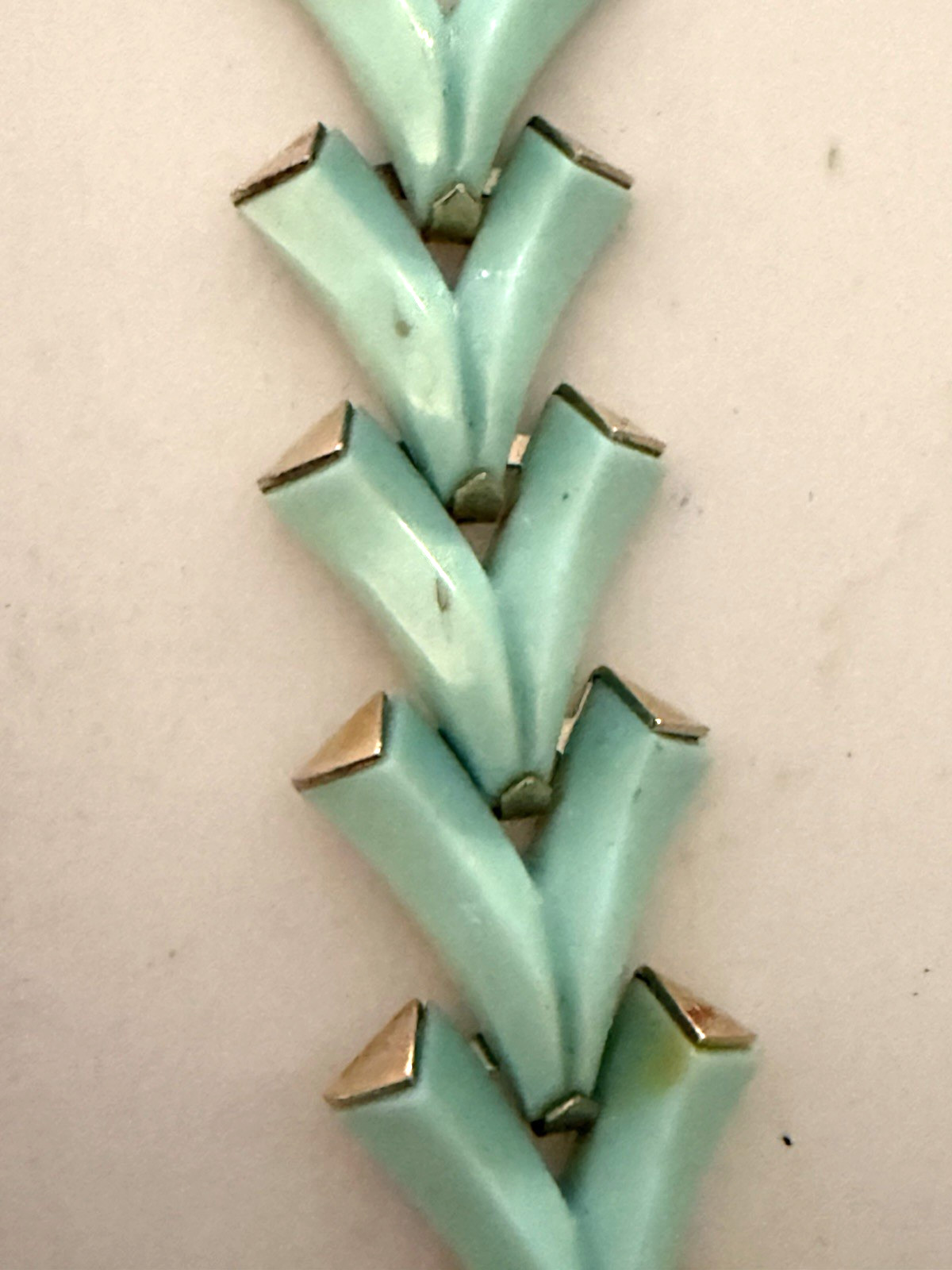 Rare 1956 Crown Trifari VALENCIA Sea Foam Chevron Thermoset Lucite Bracelet MCM