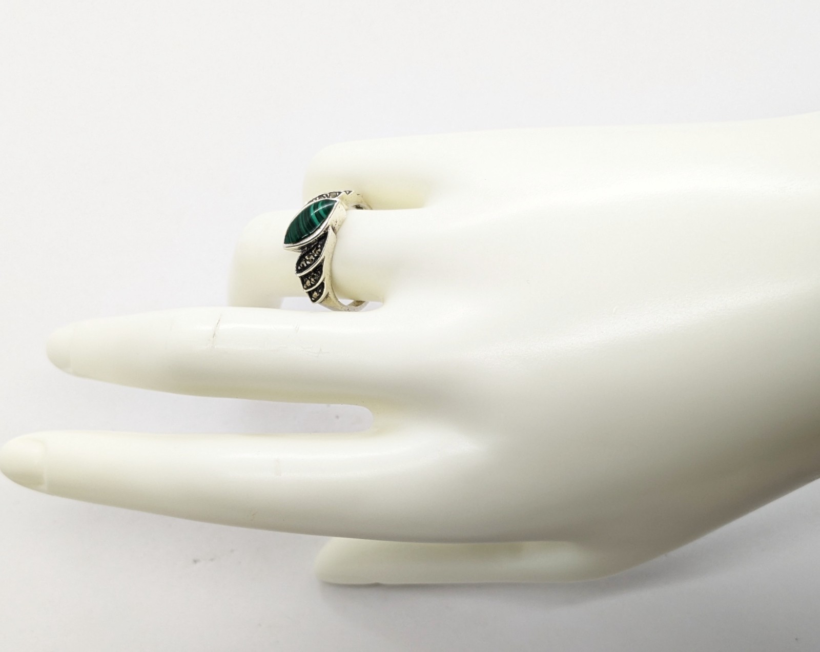 Vintage Elegant RING Silver 925 with Malachite stone -size: 7.25US (17.5mm)| #30